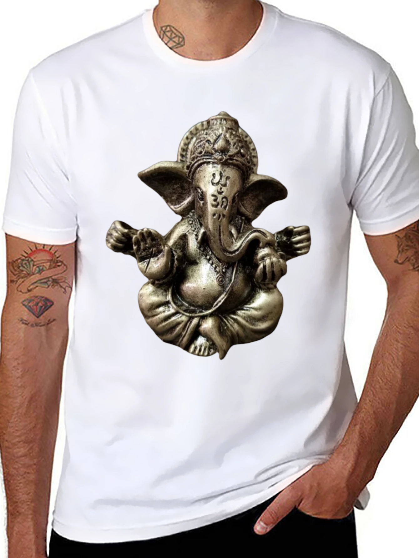 Camiseta Negra con Diseño de Ganesha en 3D