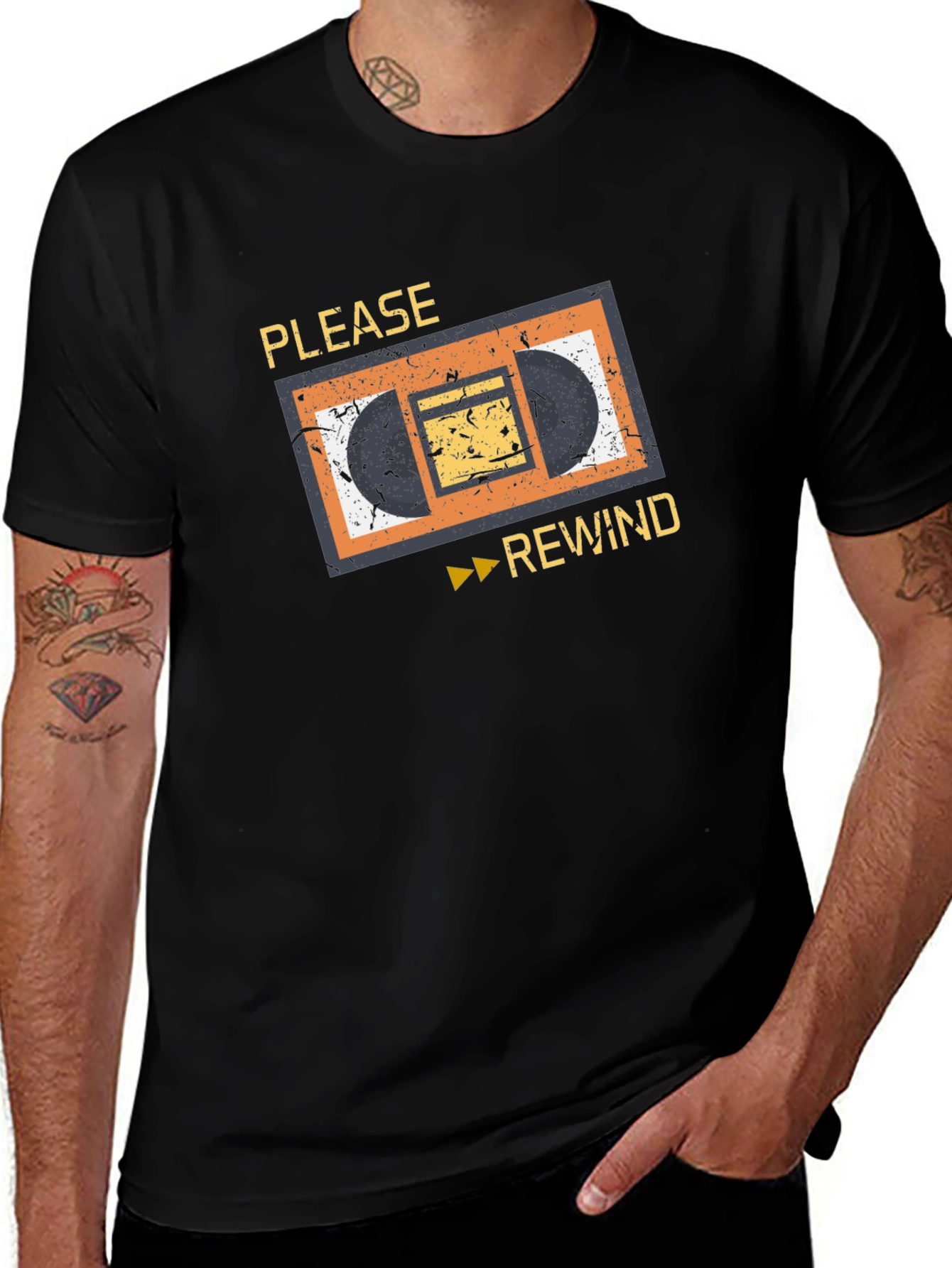 Camiseta Retro VHS: ¡Por Favor Rebobinar!