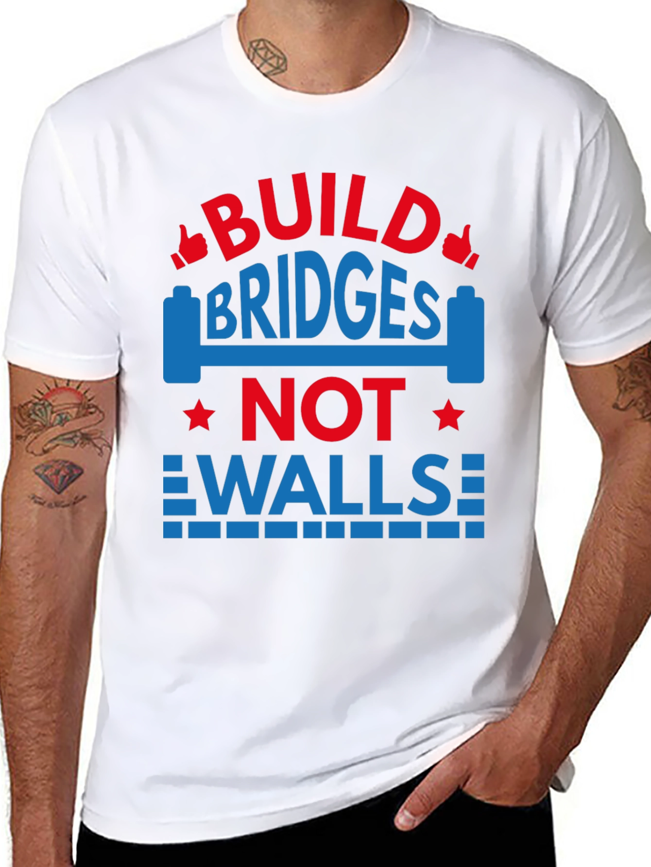 Camiseta Negra con Diseño Build Bridges Not Walls