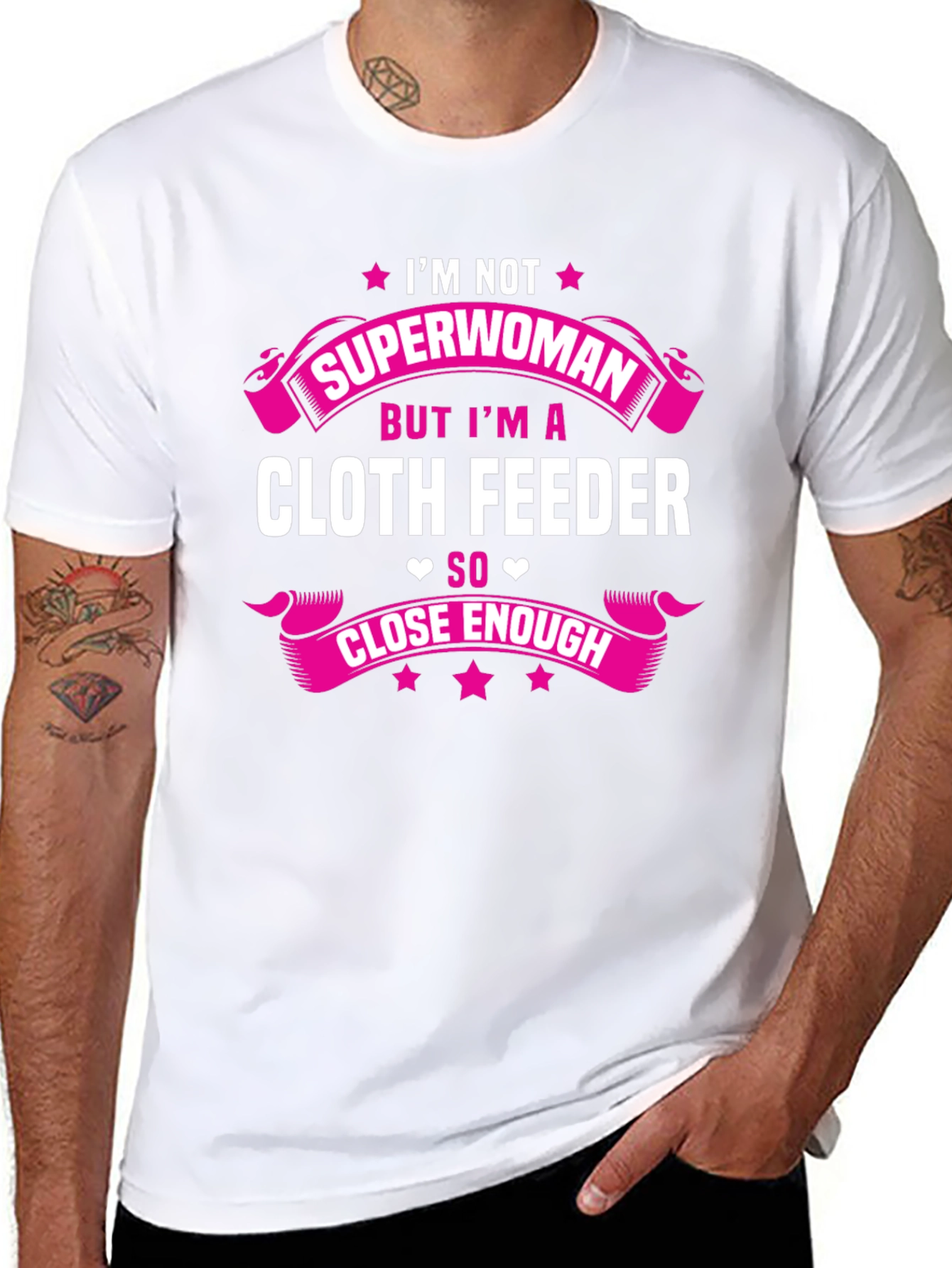 Camiseta Negra con Diseño Cloth Feeder