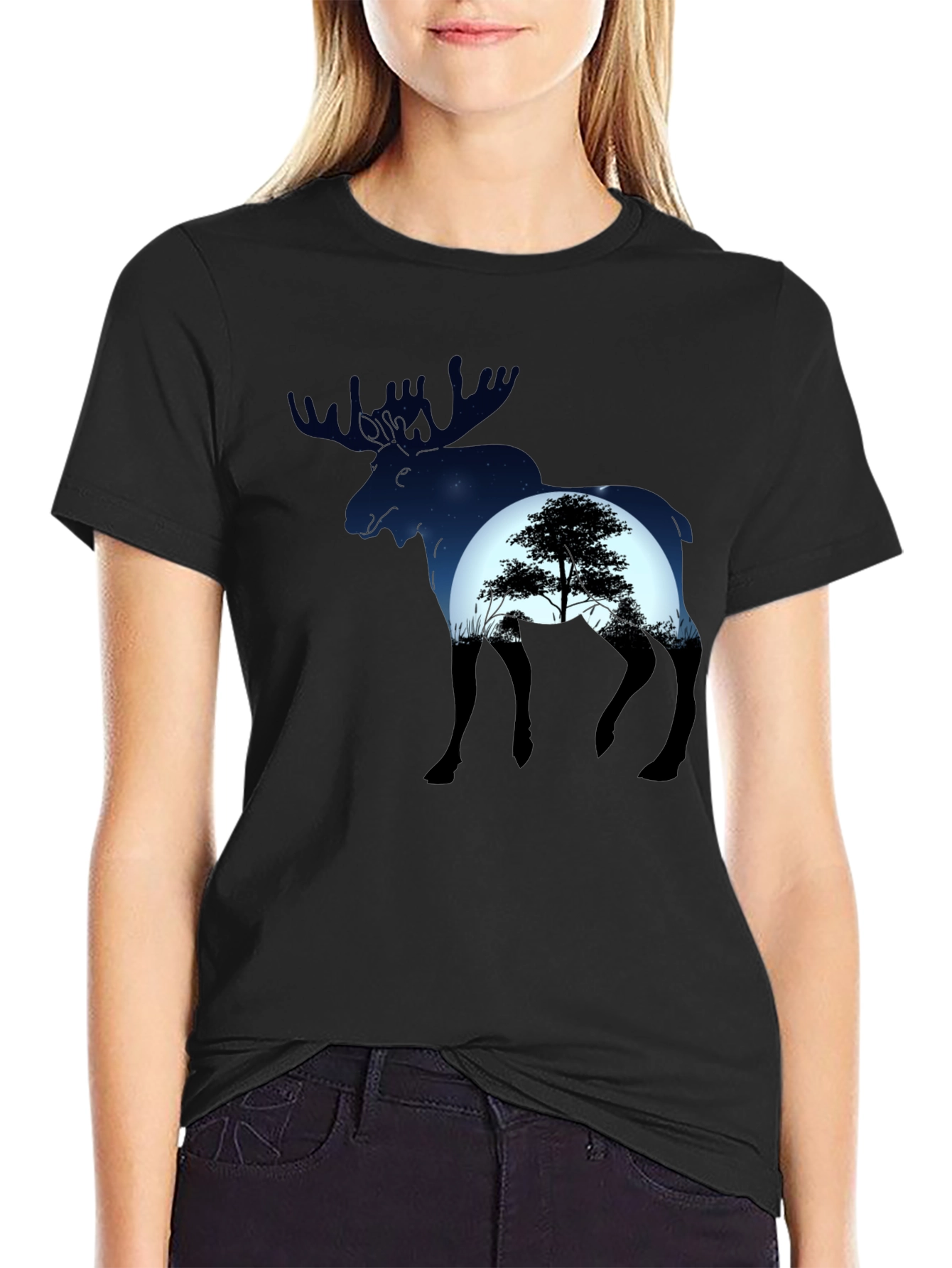 Camiseta Negra con Diseño de Alce y Paisaje Nocturno