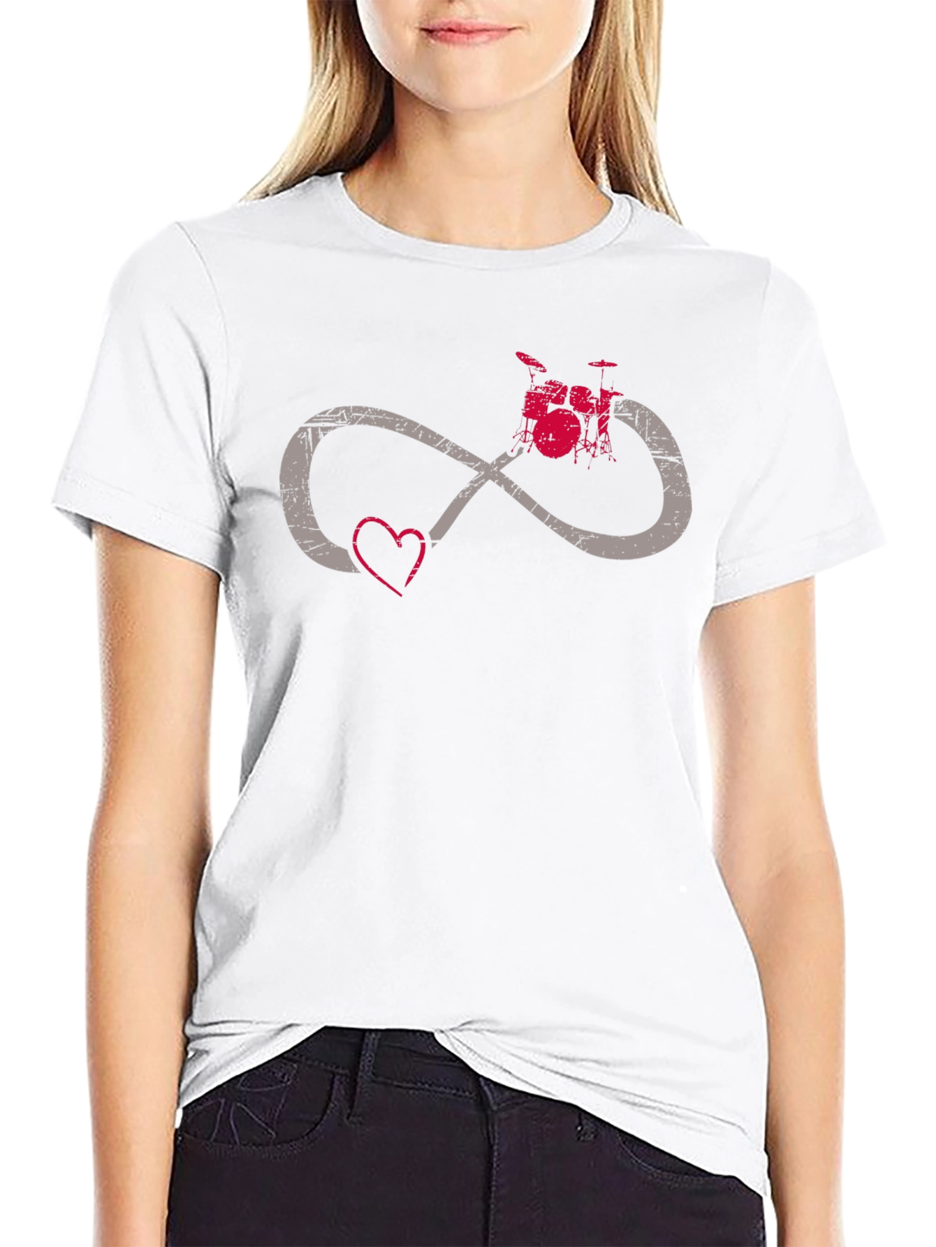 Camiseta Negra con Diseño de Amor y Música