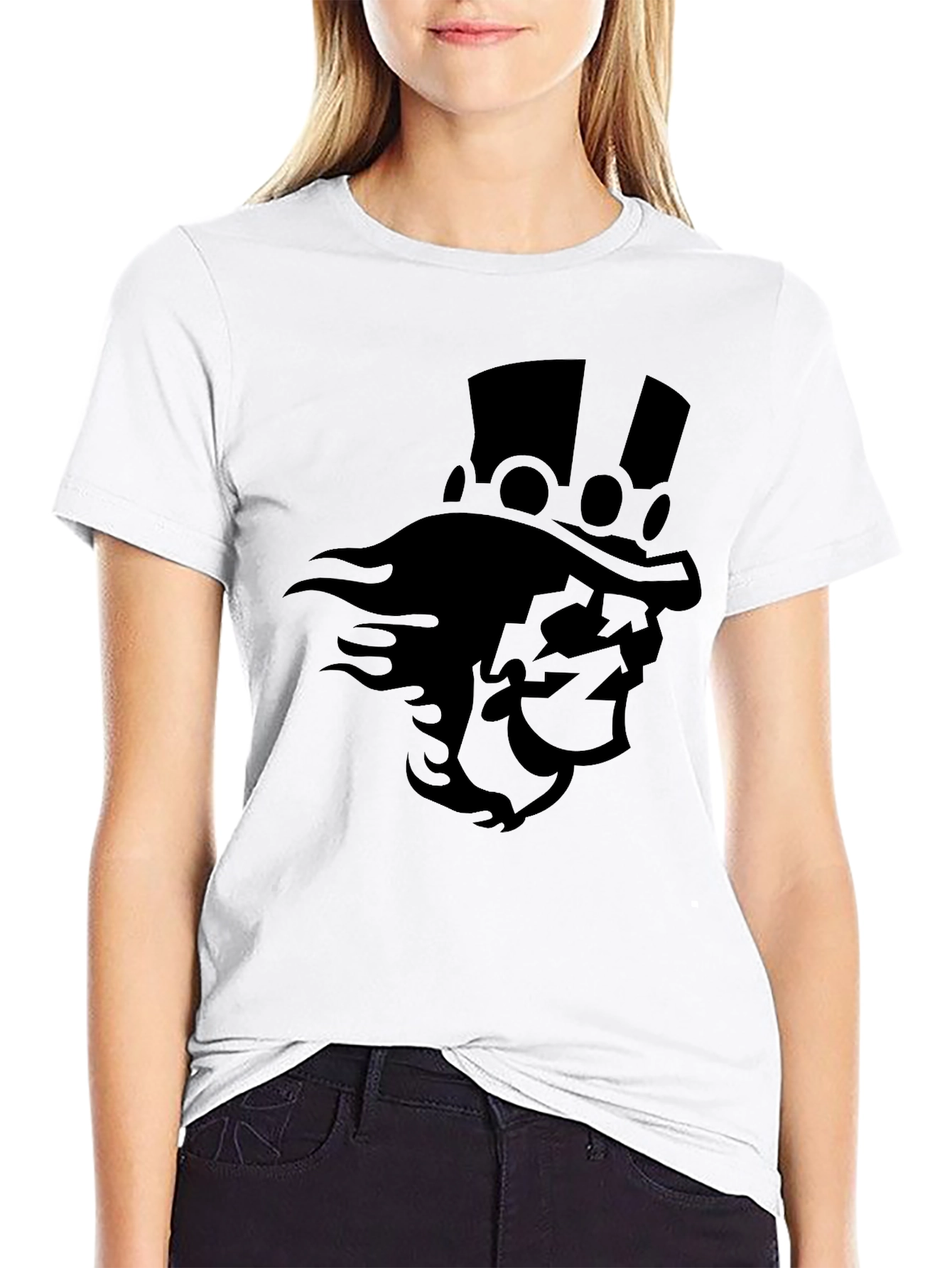 Camiseta Negra con Diseño de Personaje Misterioso