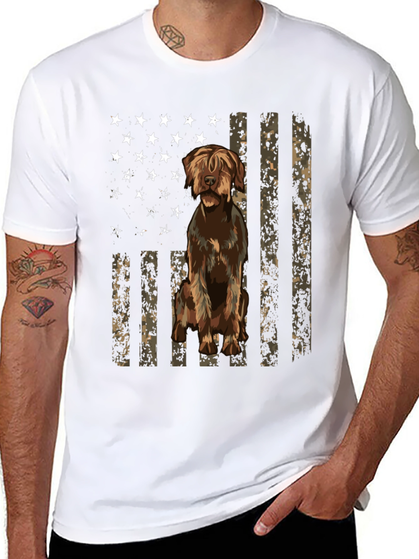 Camiseta Negra con Diseño de Bandera y Perro