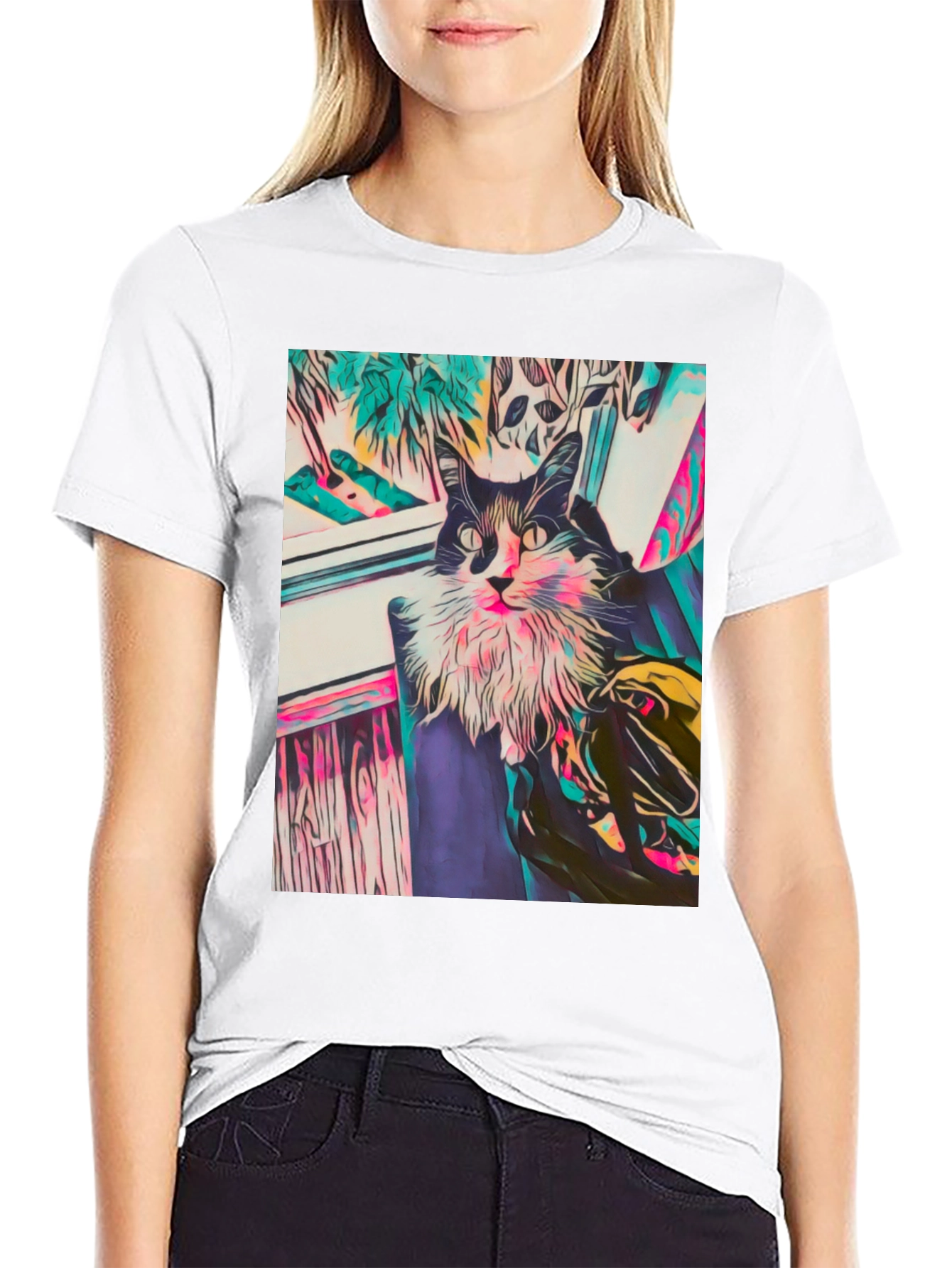 Camiseta Negra con Diseño de Gato Abstracto
