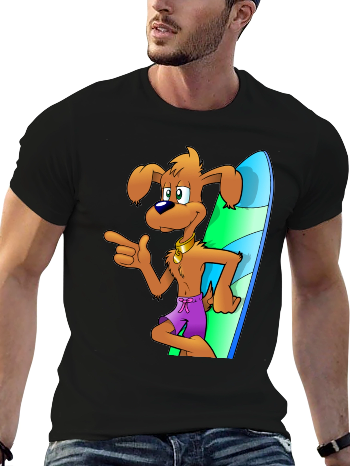 Camiseta Negra con Diseño de Perro Surfista