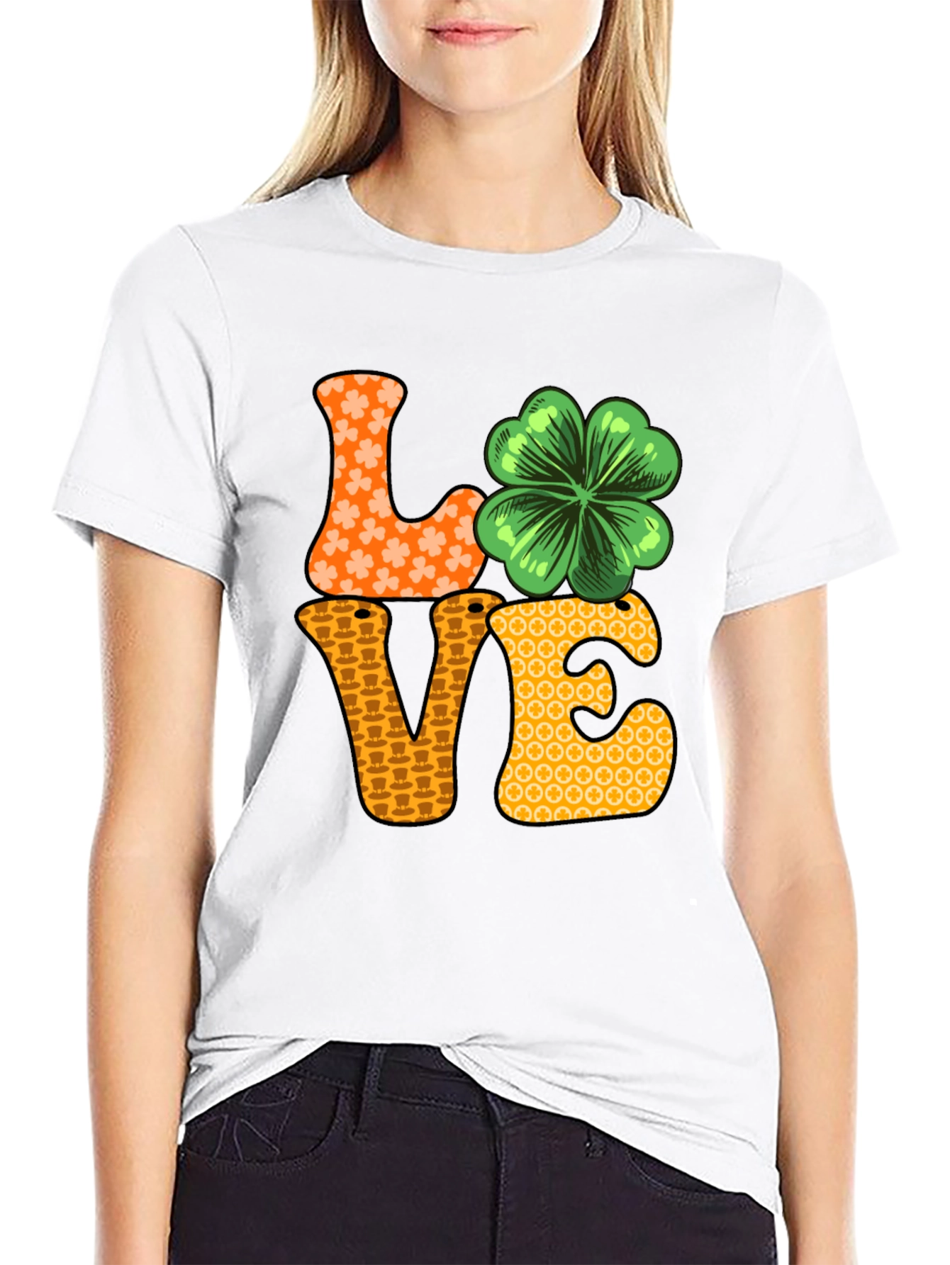 Camiseta Negra LOVE con Trébol para San Patricio