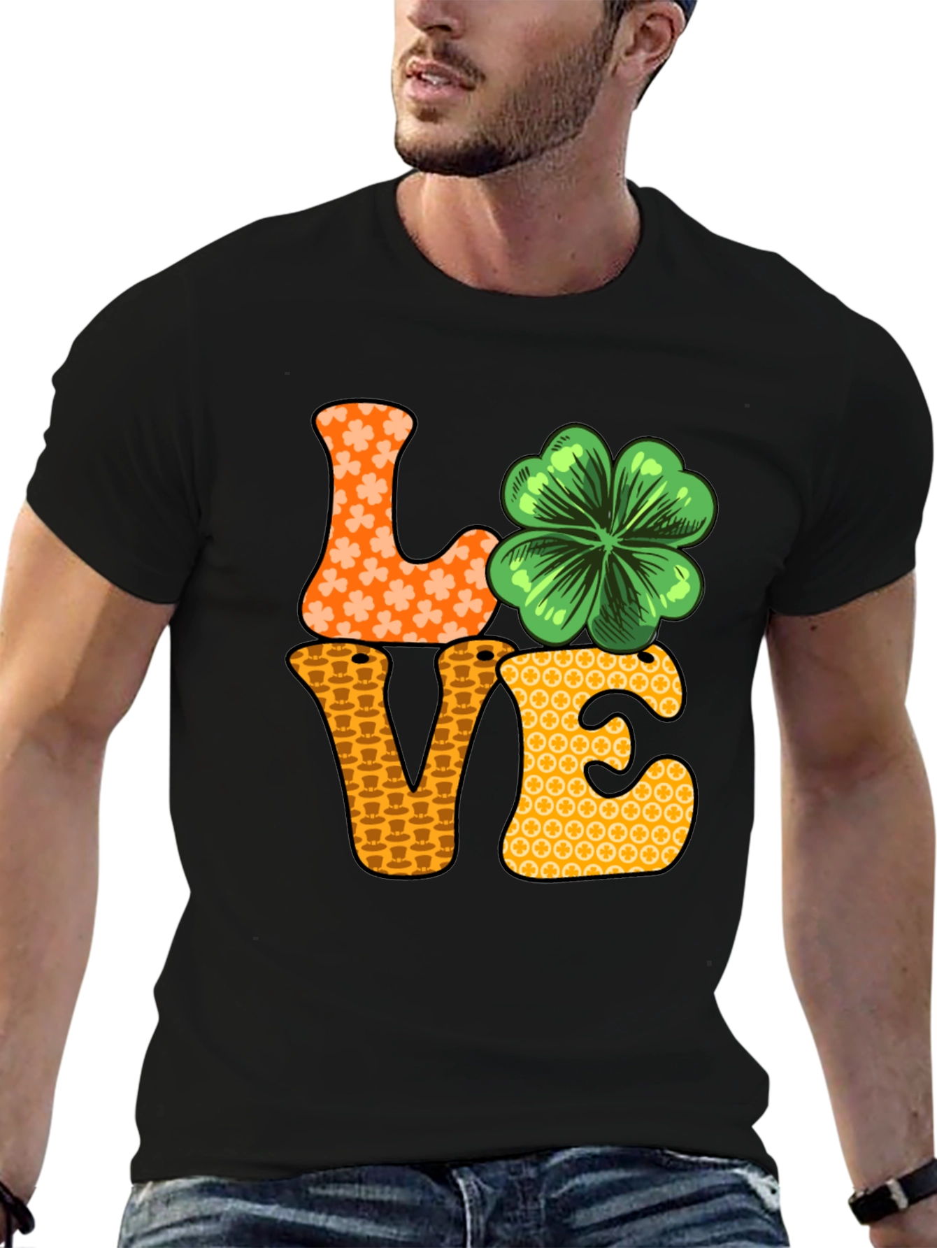 Camiseta Negra LOVE con Trébol para San Patricio