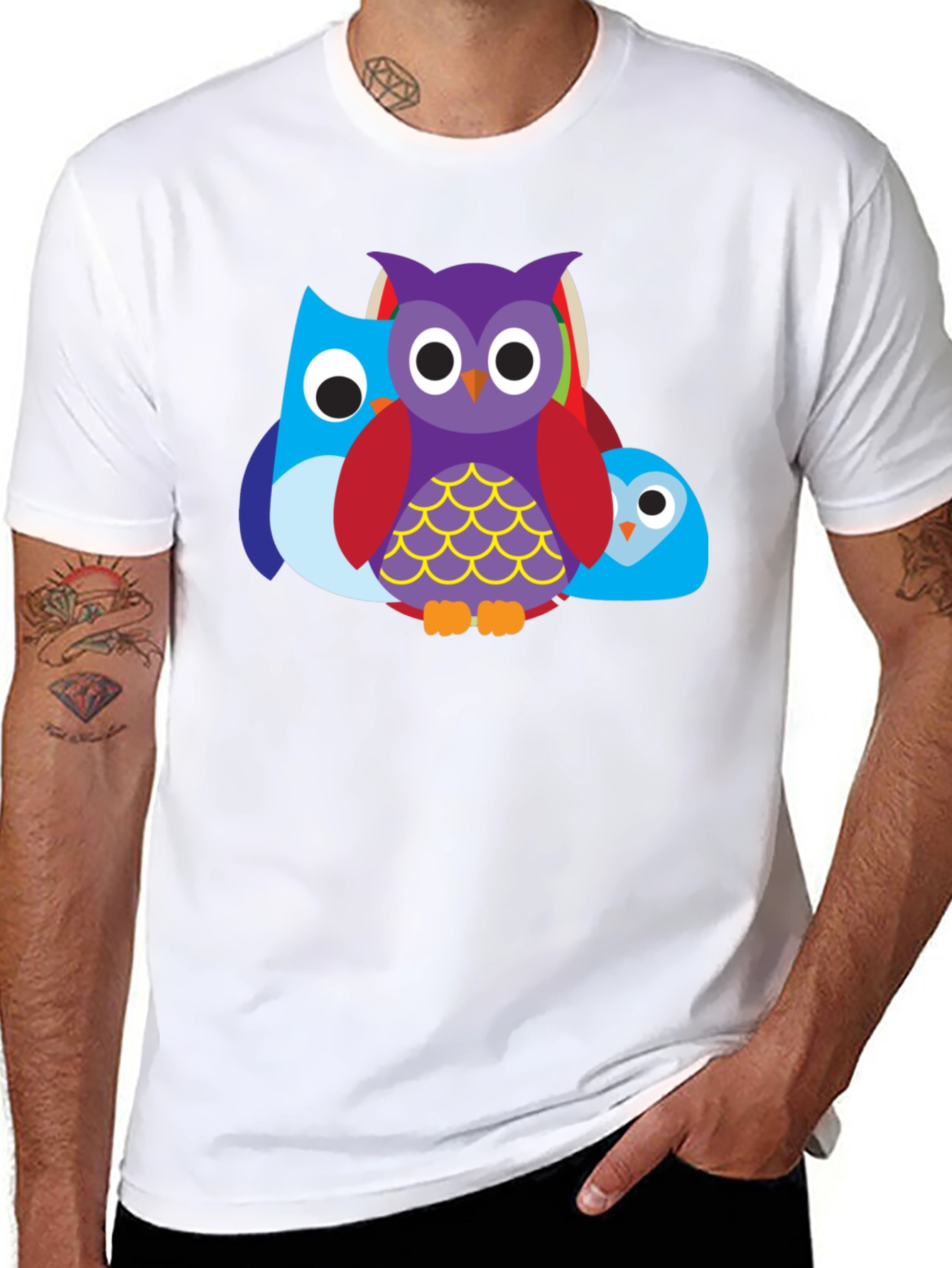 Camiseta Negra con Diseño de Búhos Divertidos