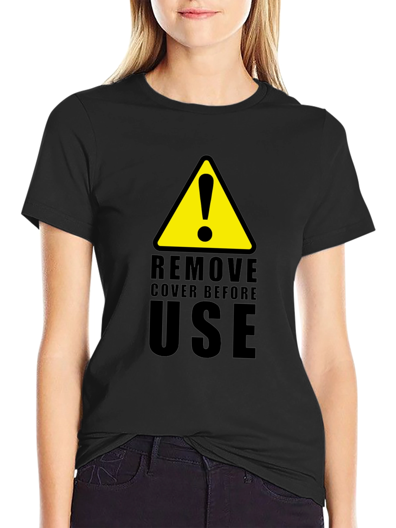 Camiseta Negra con Diseño de Advertencia