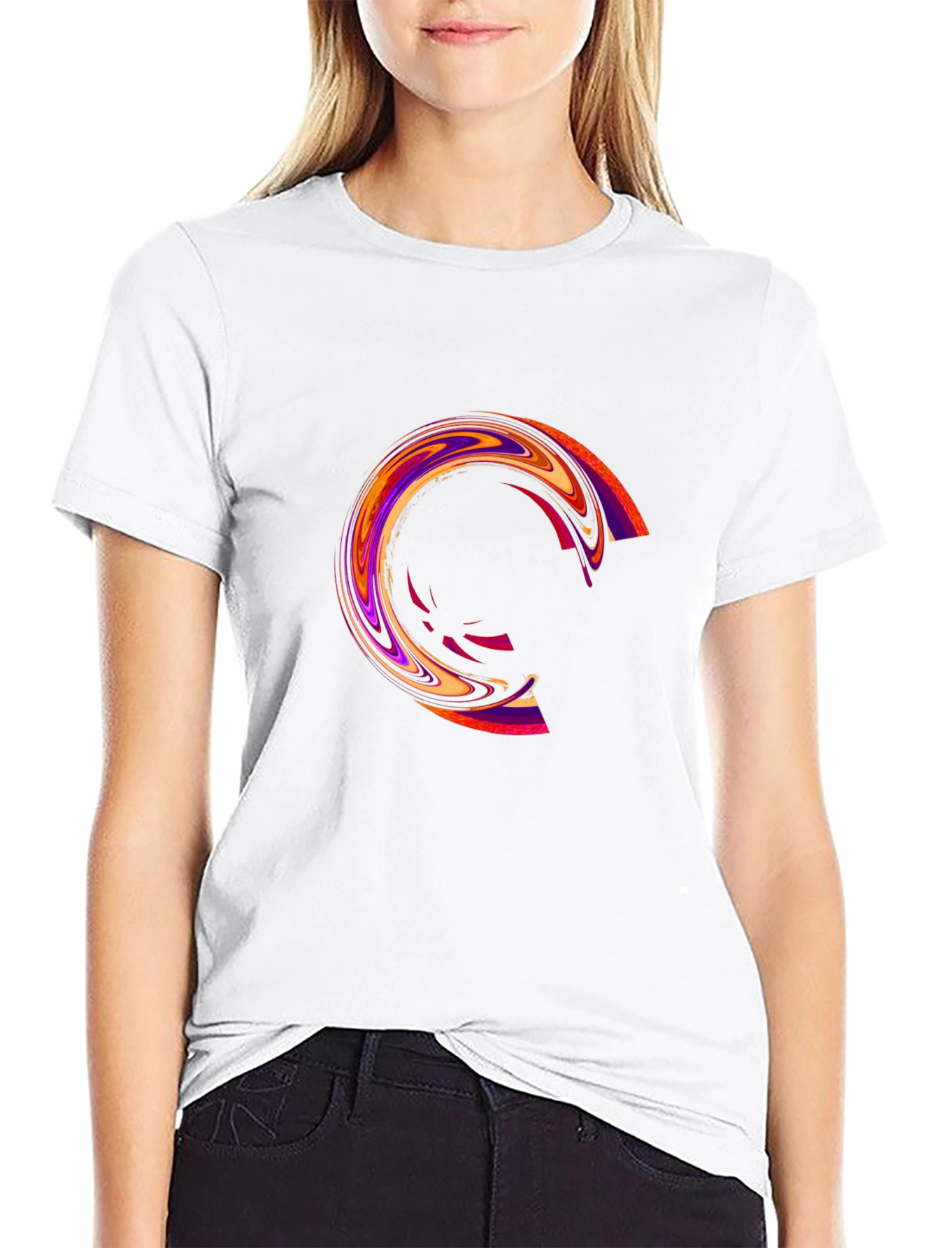 Camiseta Negra con Diseño Circular Abstracto