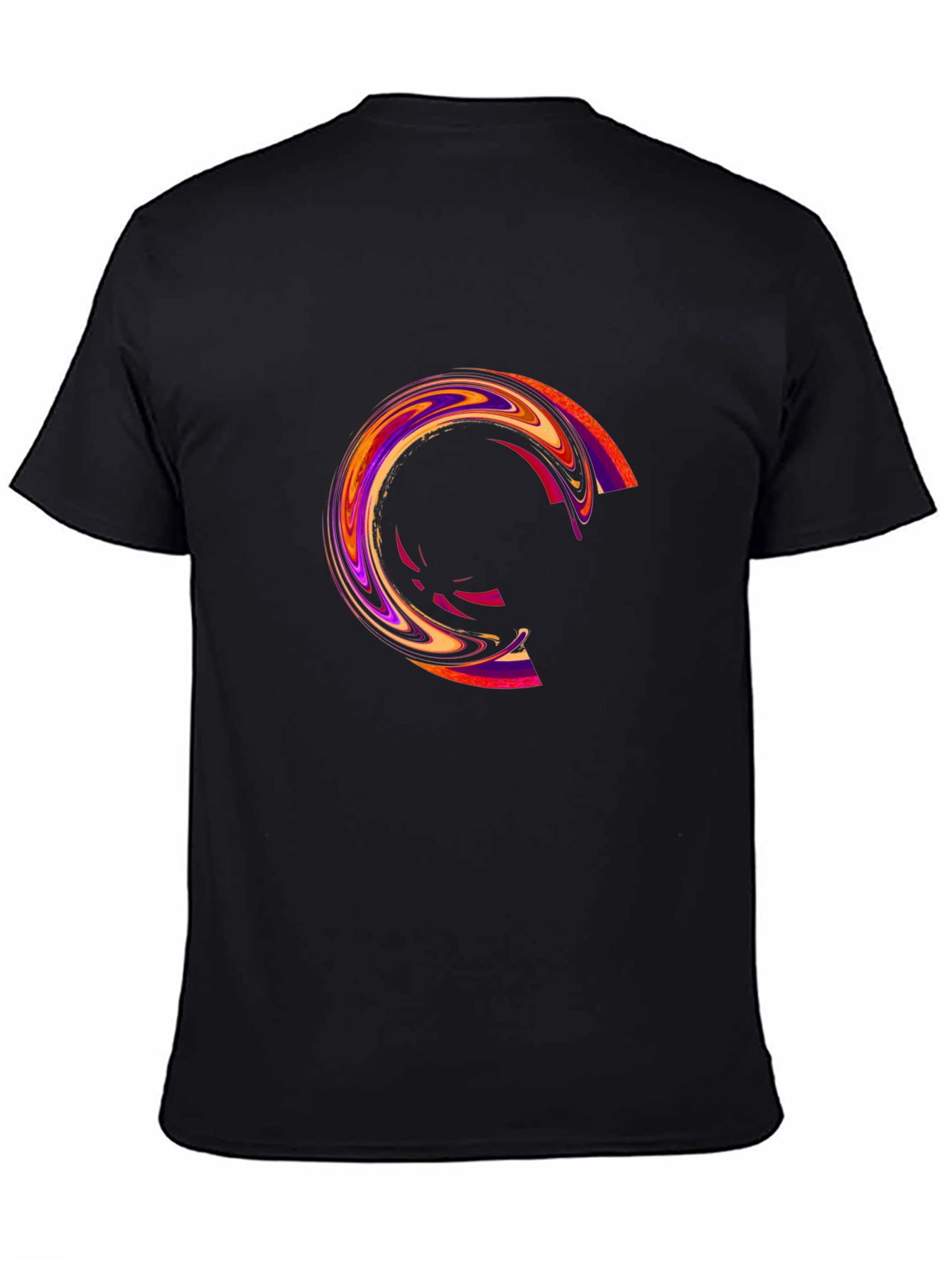 Camiseta Negra con Diseño Circular Abstracto