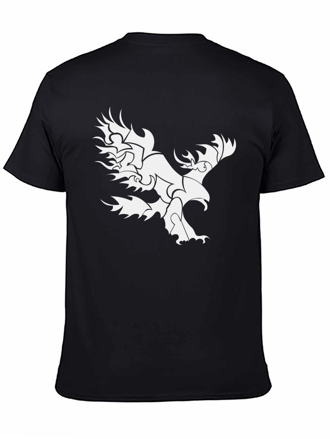 Camiseta Negra con Diseño de Águila Tribal