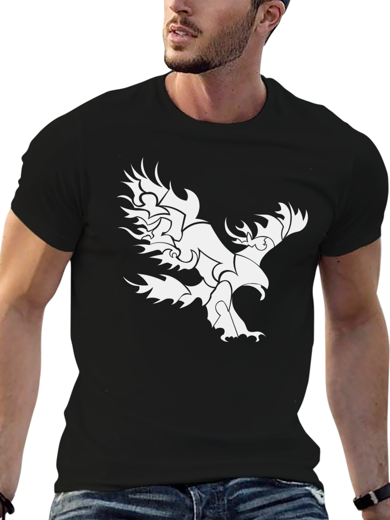 Camiseta Negra con Diseño de Águila Tribal