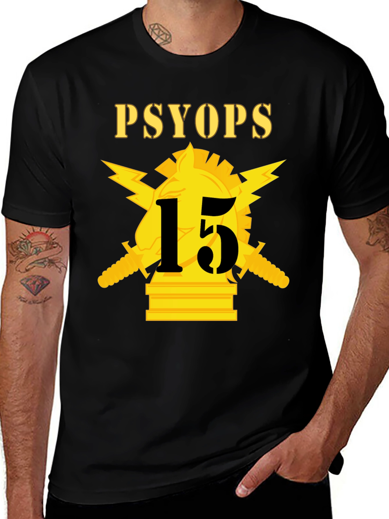 Camiseta PSYOP con diseño militar táctico