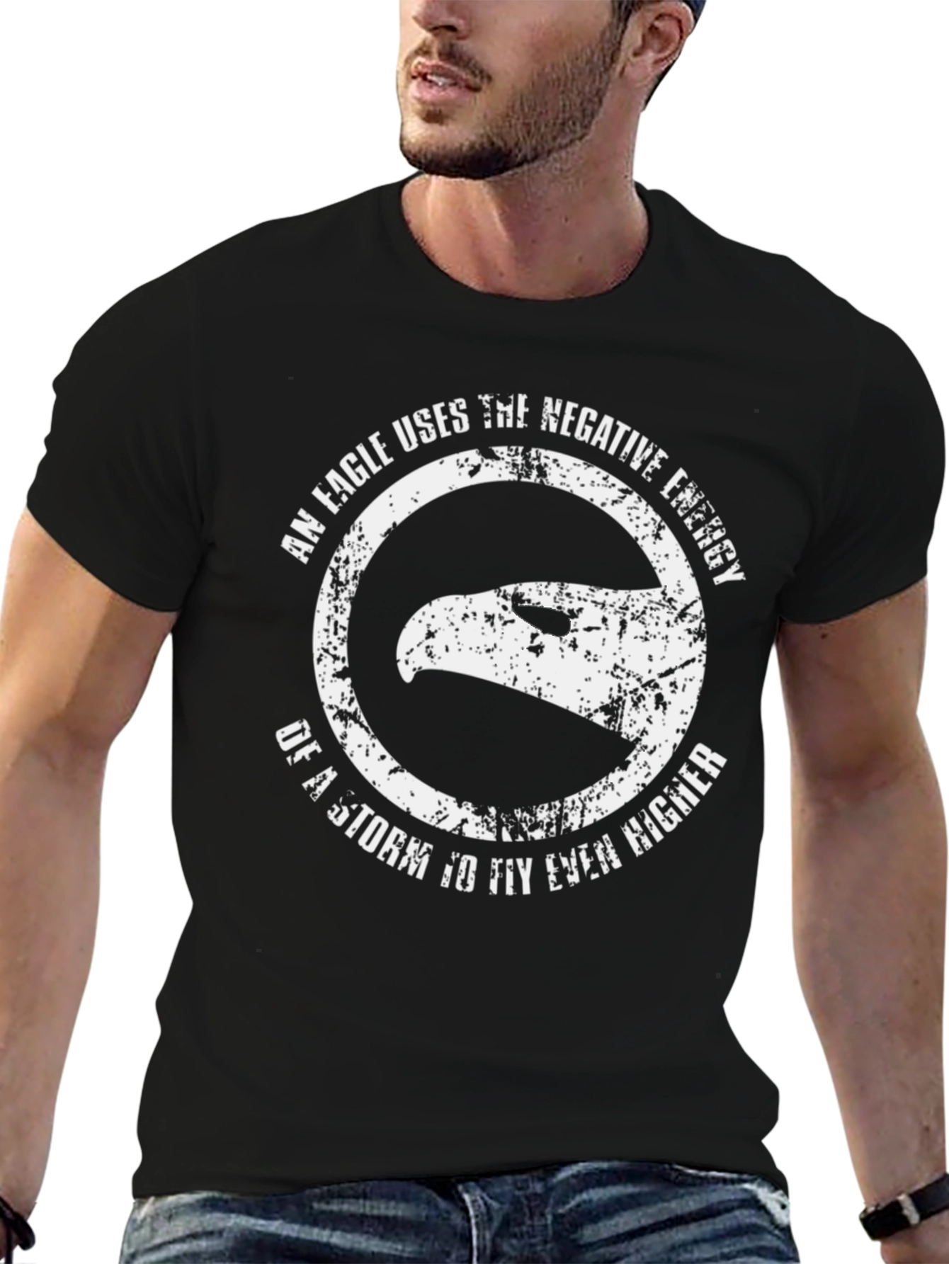 Camiseta Negra con Diseño de Águila Motivacional