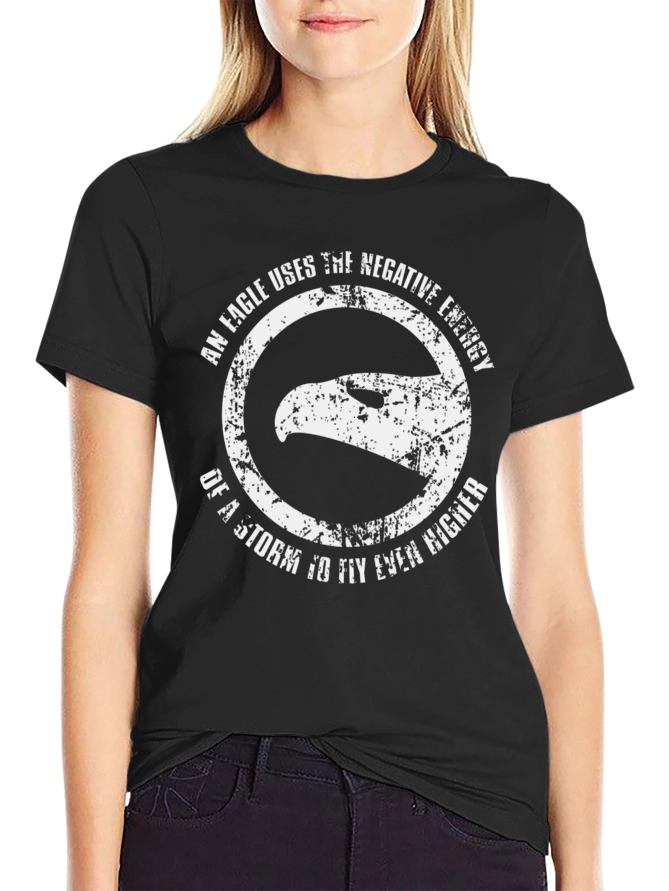 Camiseta Negra con Diseño de Águila Motivacional