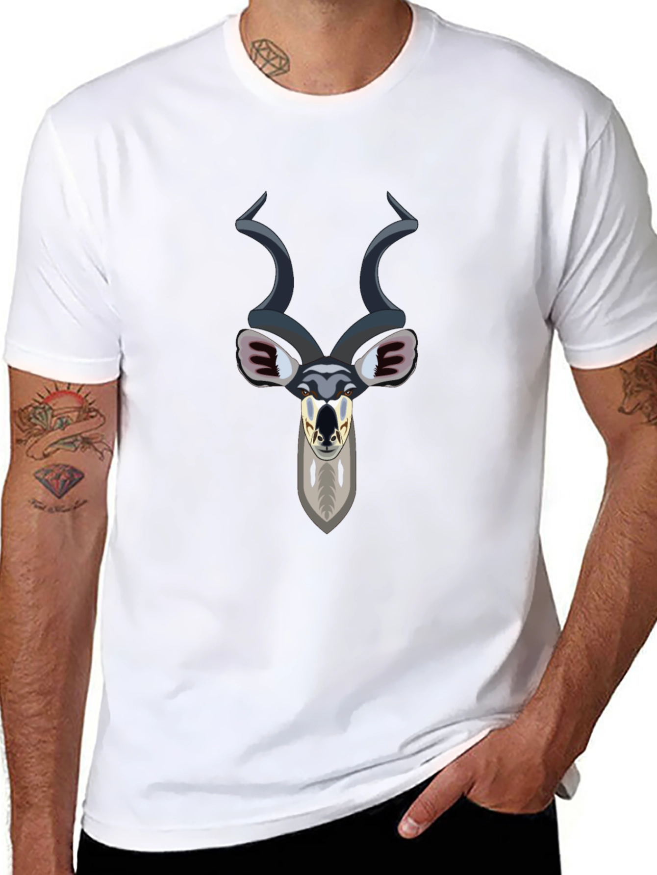 Camiseta Negra con Diseño de Antílope Kudu