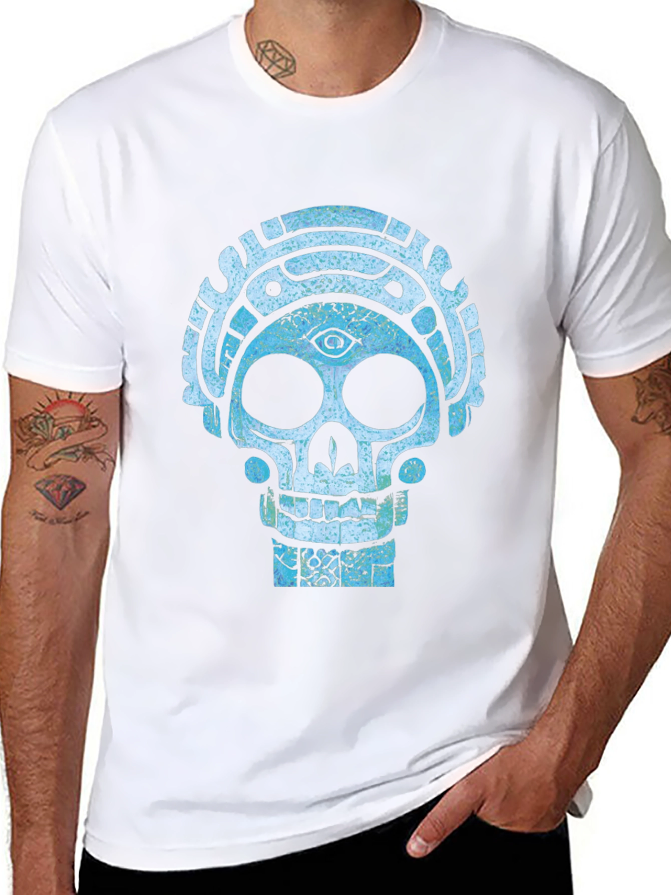 Camiseta Negra con Diseño de Calavera Azteca