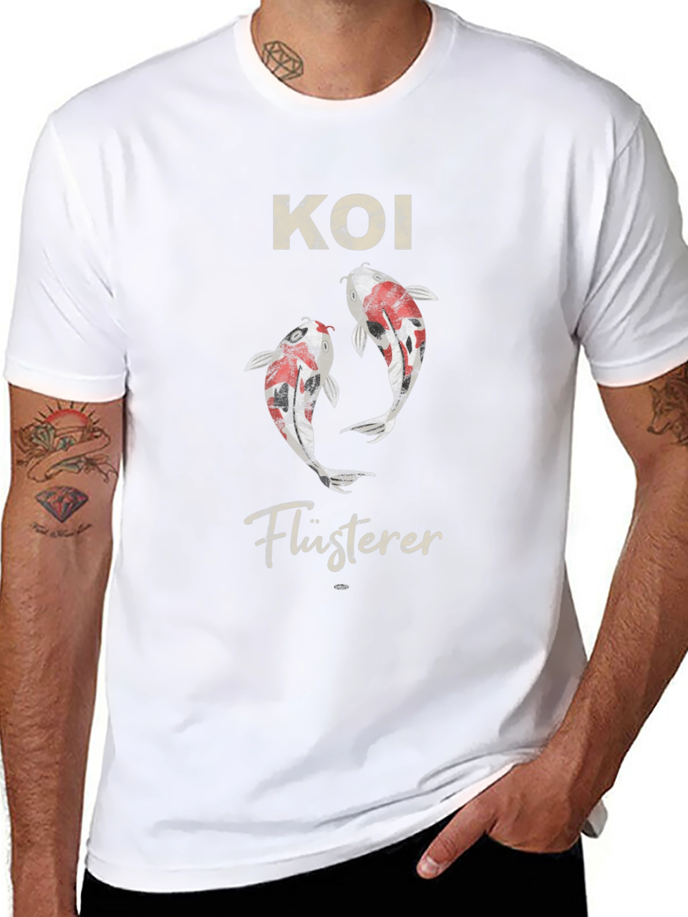 Camiseta Negra con Diseño de Koi