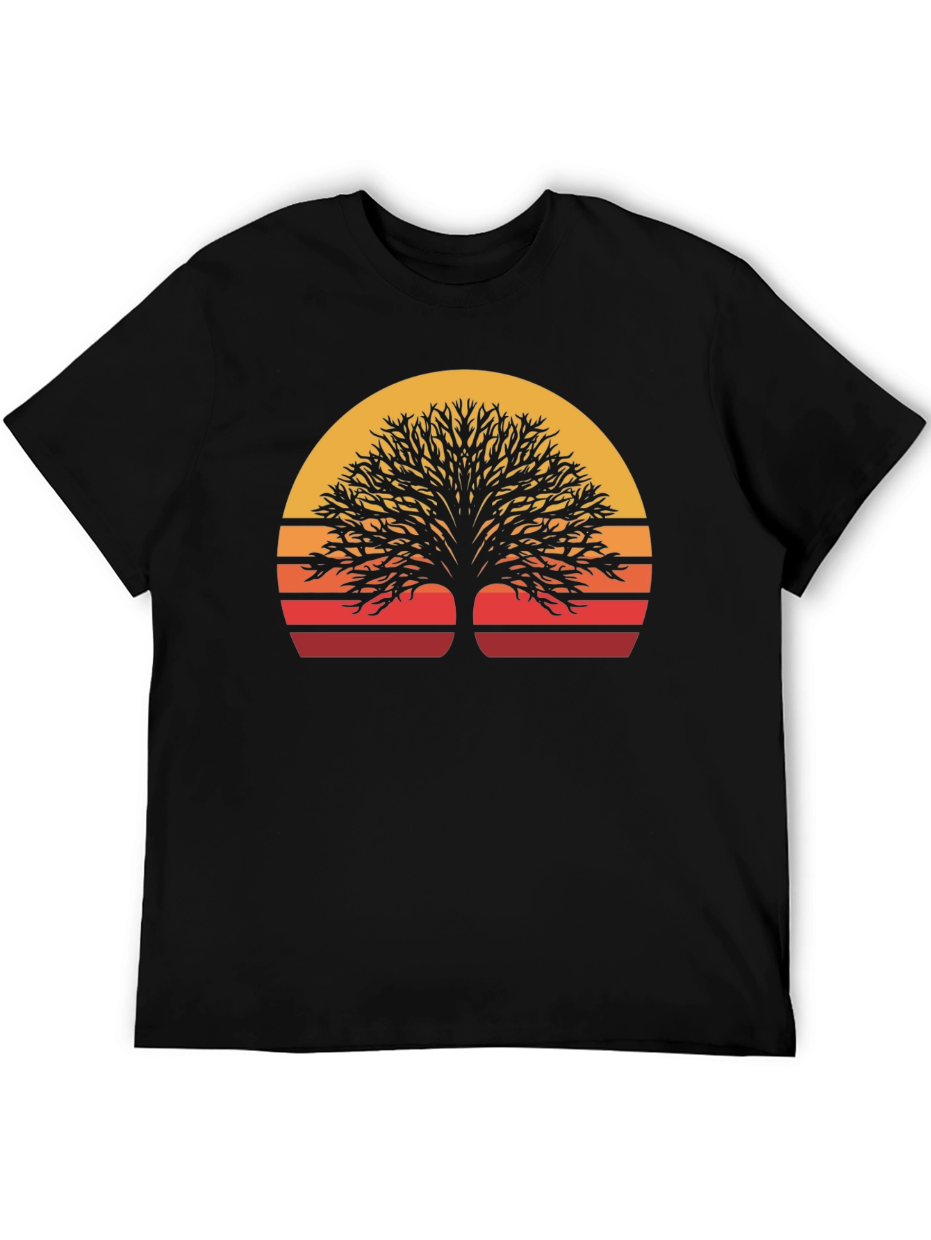 Camiseta Negra con Diseño de Árbol al Atardecer