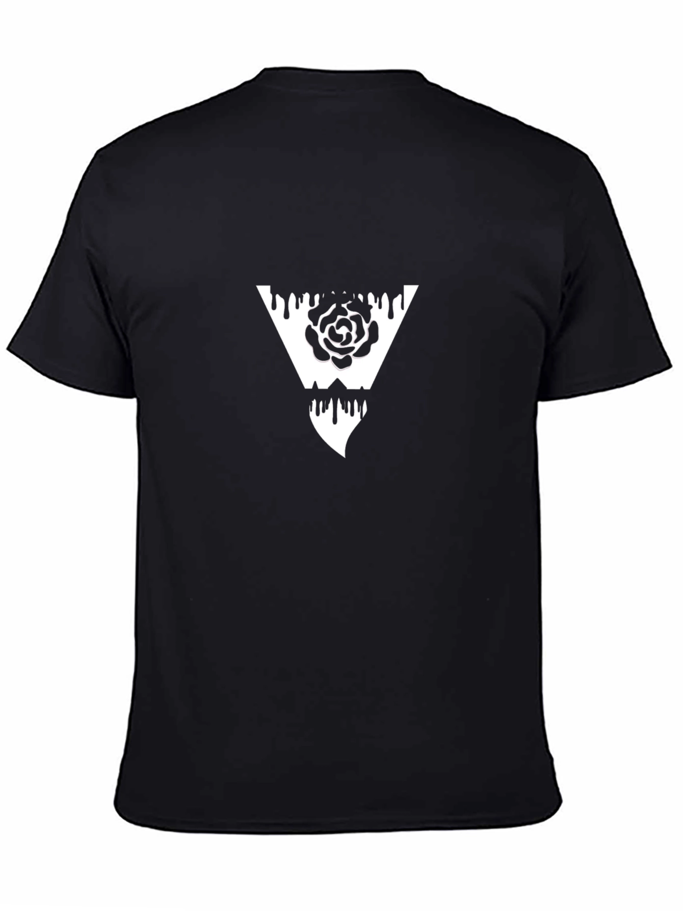Camiseta Negra con Diseño de Rosa en Triángulo