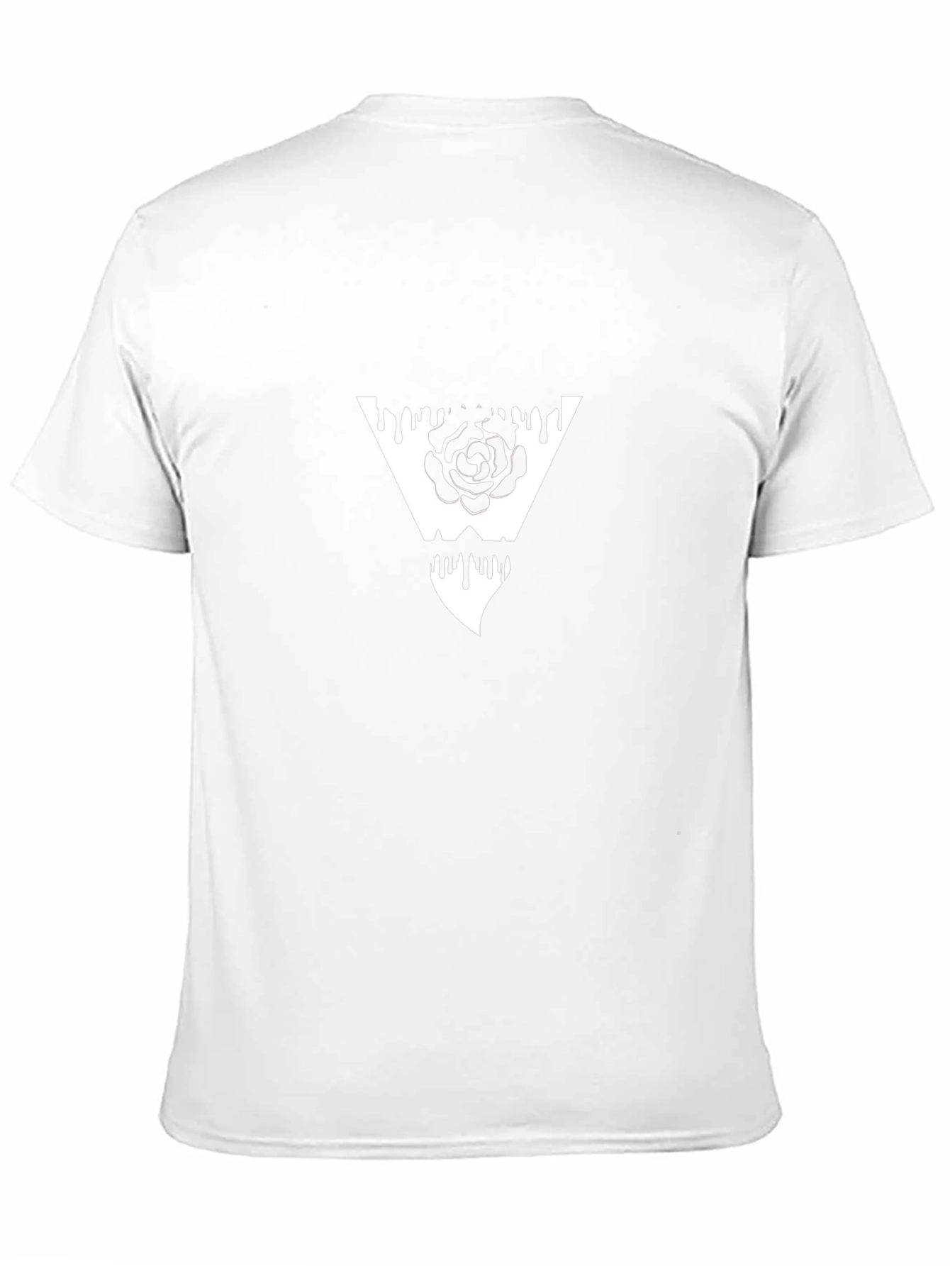 Camiseta Negra con Diseño de Rosa en Triángulo