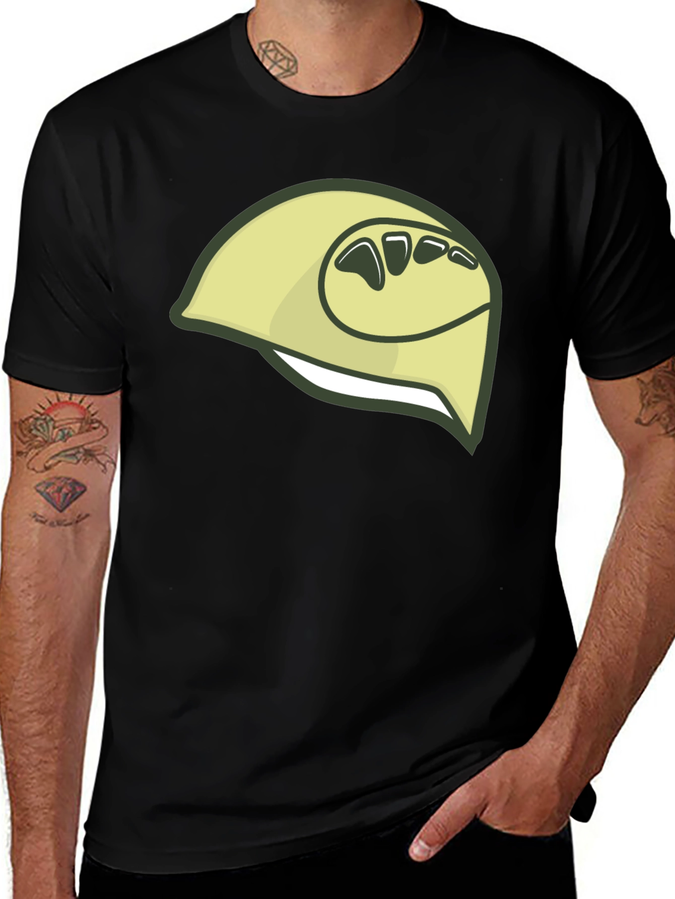 Camiseta Negra con Diseño de Durian Estilizado