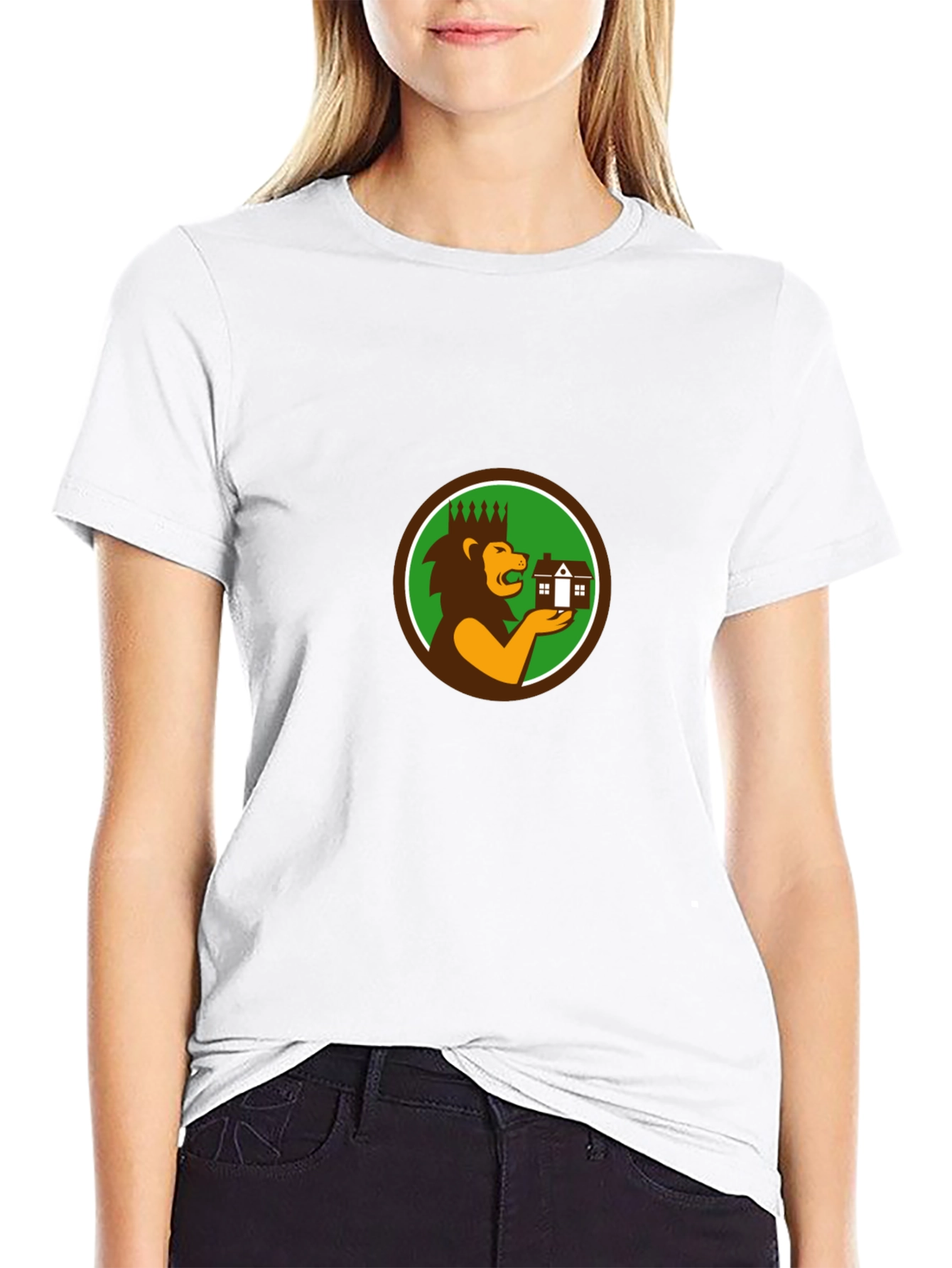 Camiseta Negra con Diseño de León Inmobiliario
