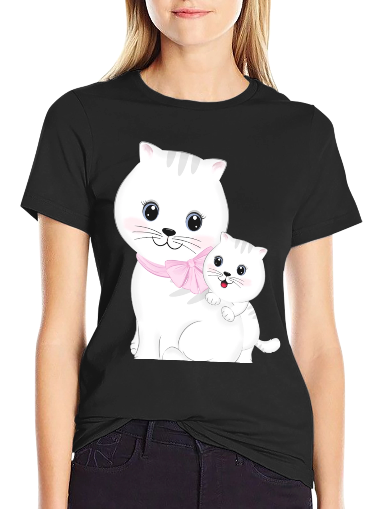 Camiseta Negra con Diseño de Gatos Adorables