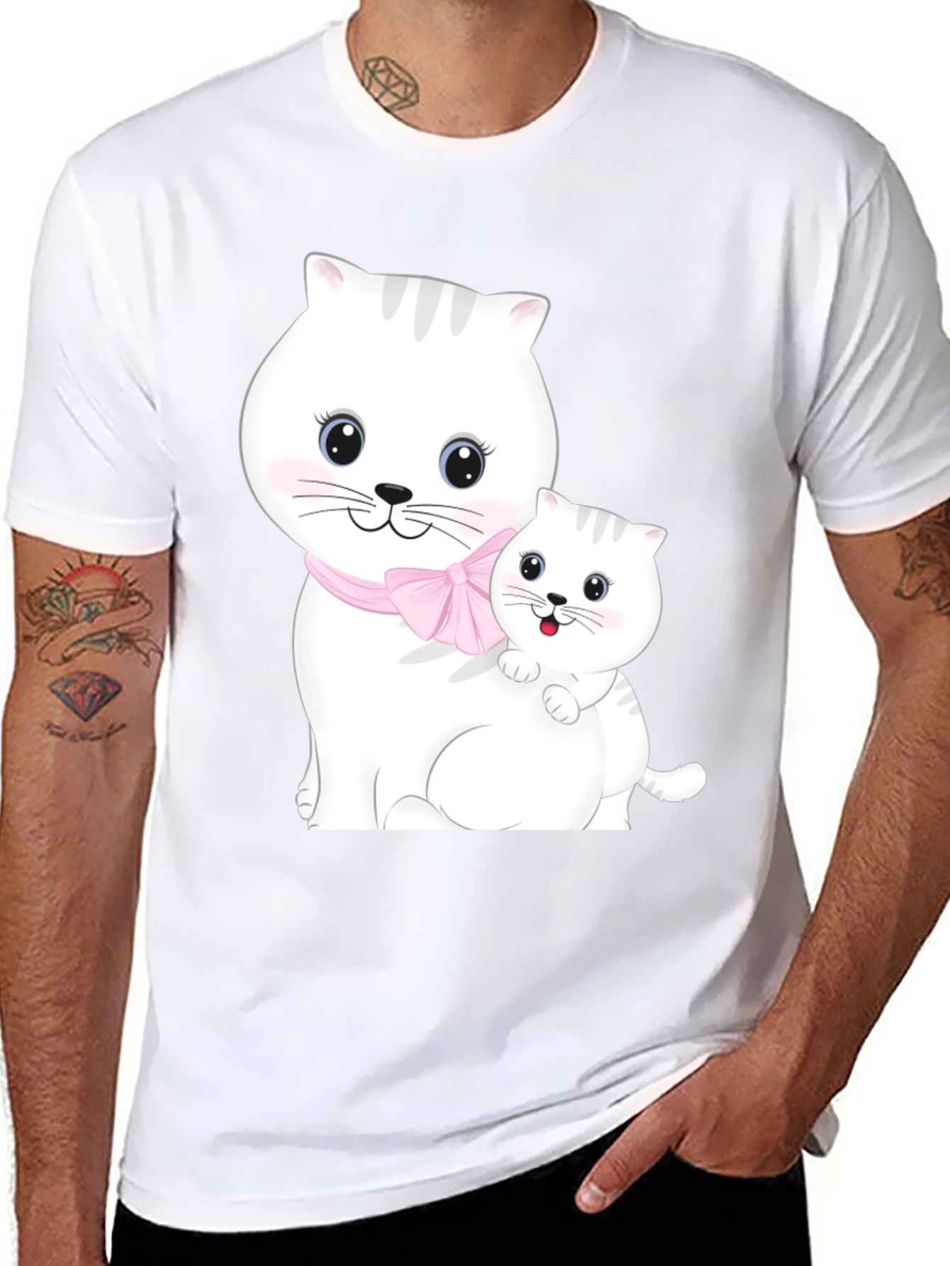 Camiseta Negra con Diseño de Gatos Adorables