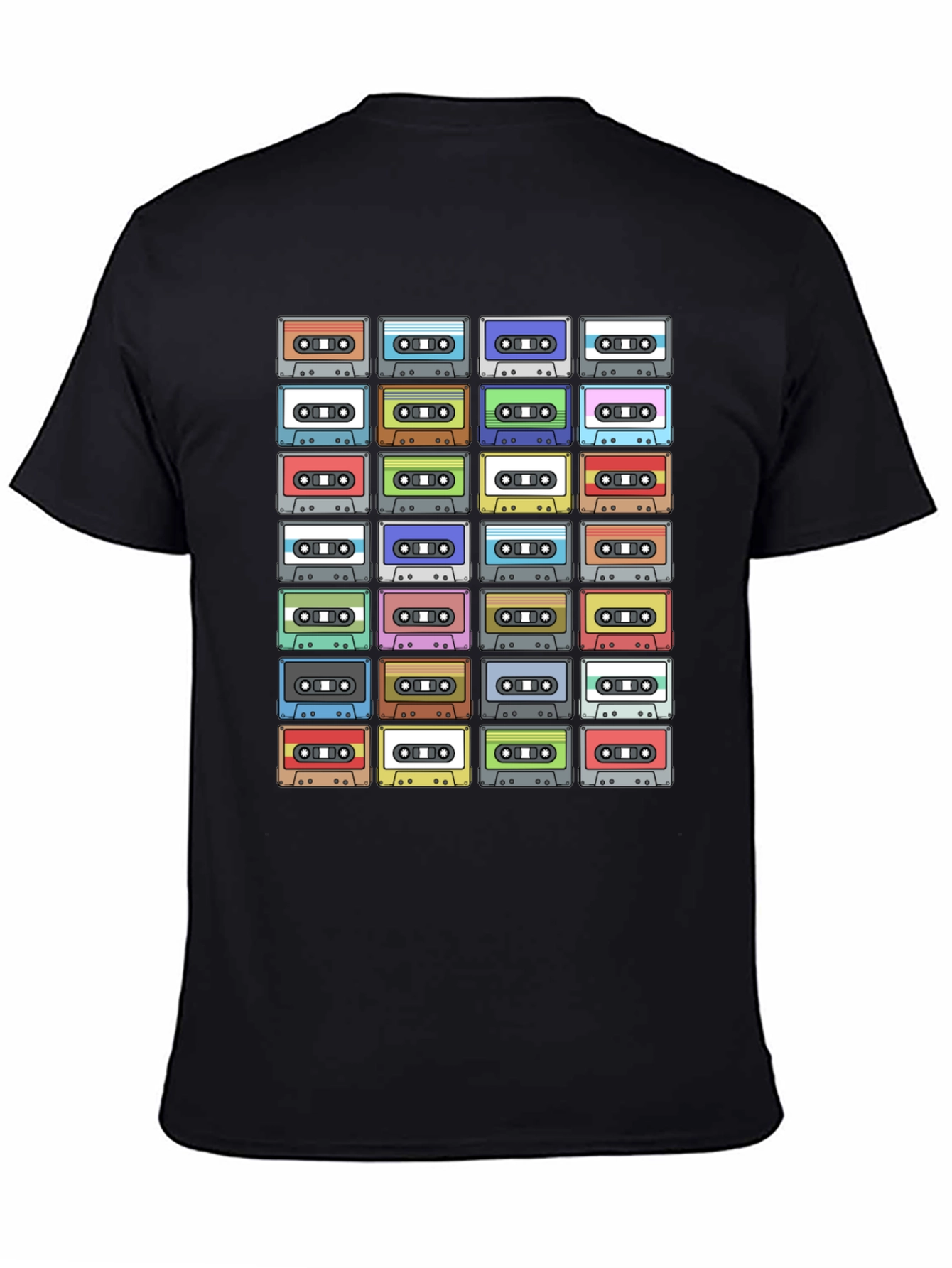 Camiseta Negra con Diseño de Cassettes Retro