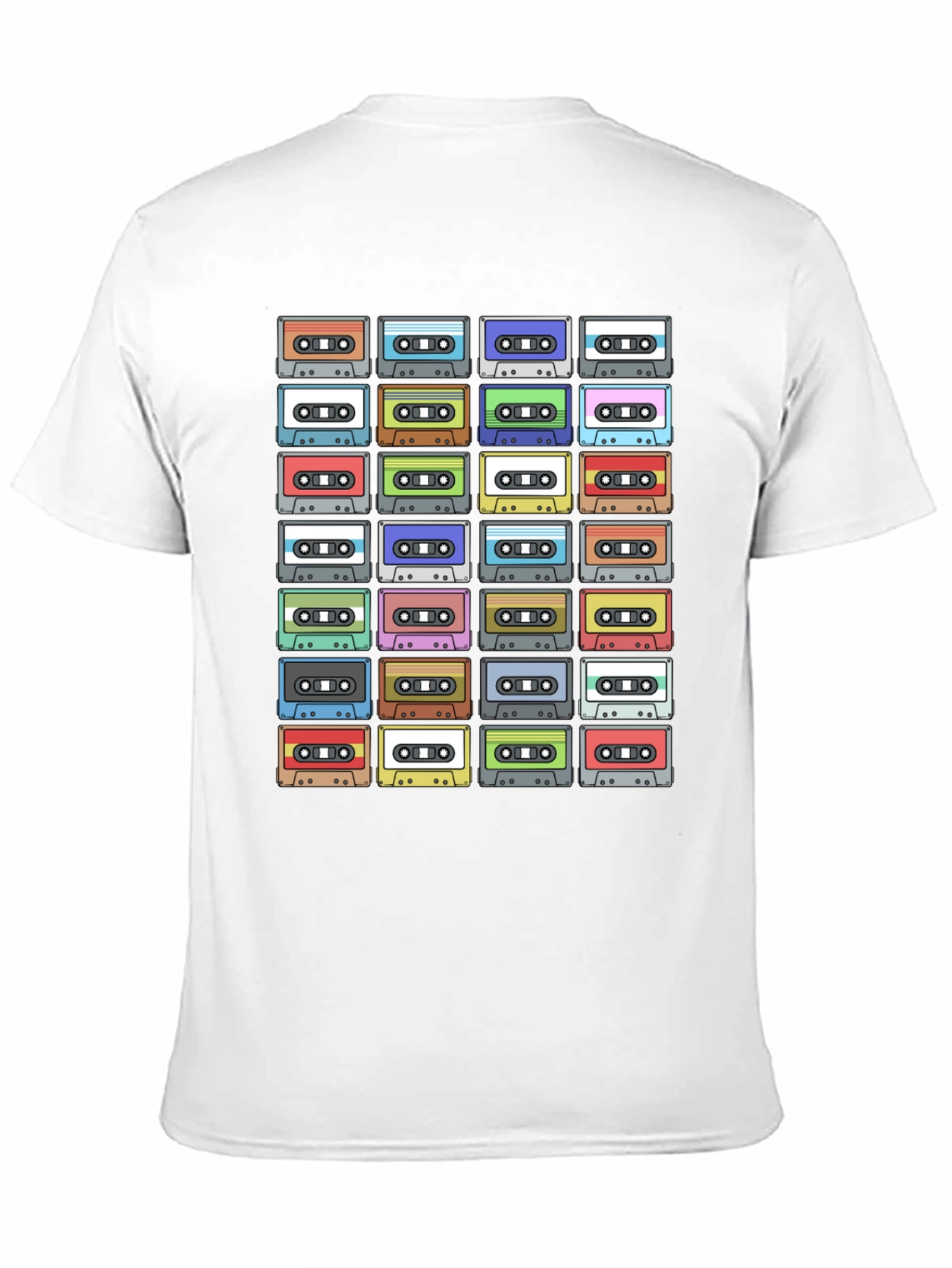 Camiseta Negra con Diseño de Cassettes Retro