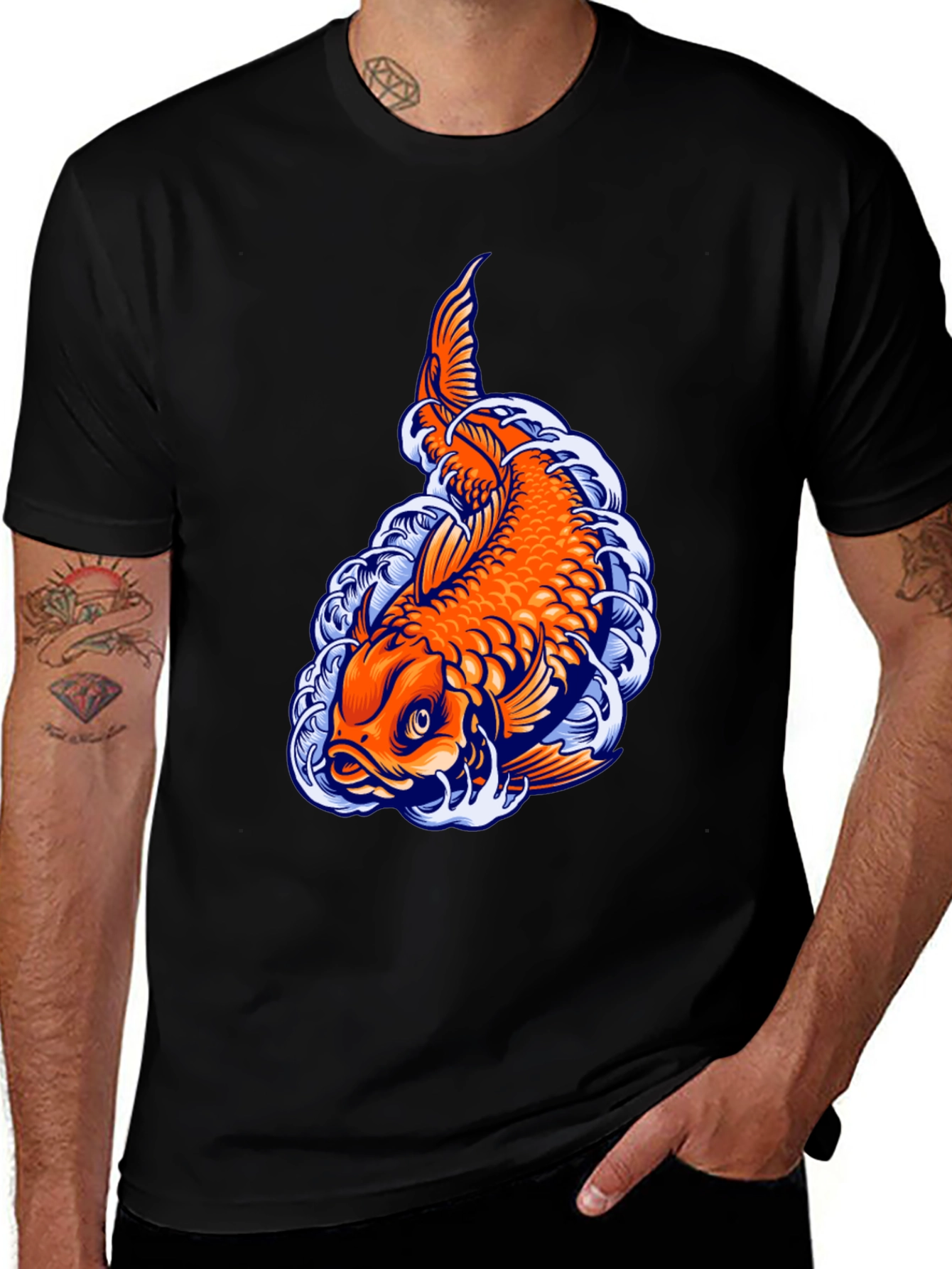 Camiseta Negra con Diseño de Carpa Koi