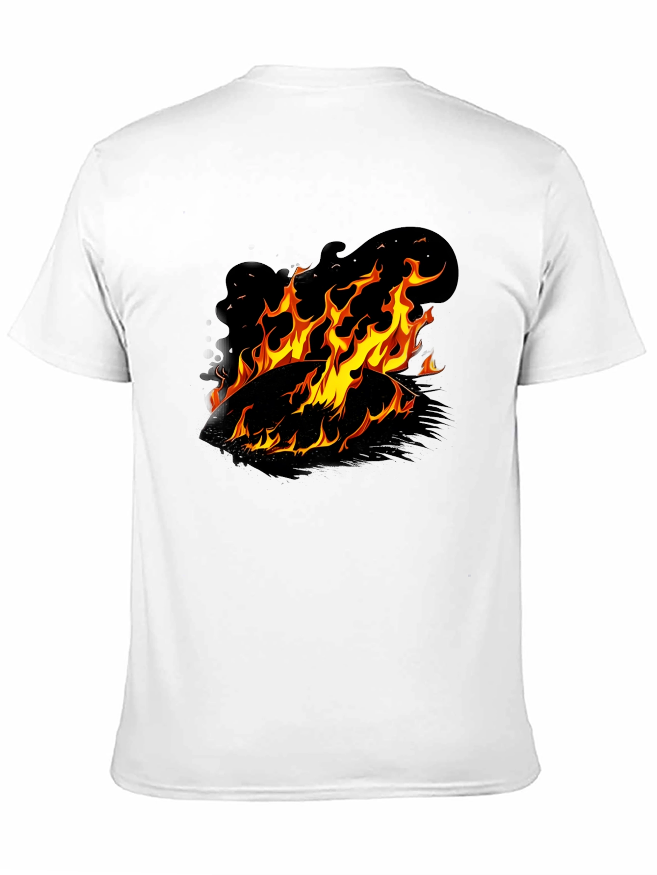 Camiseta Negra con Diseño de Fuego Ardiente