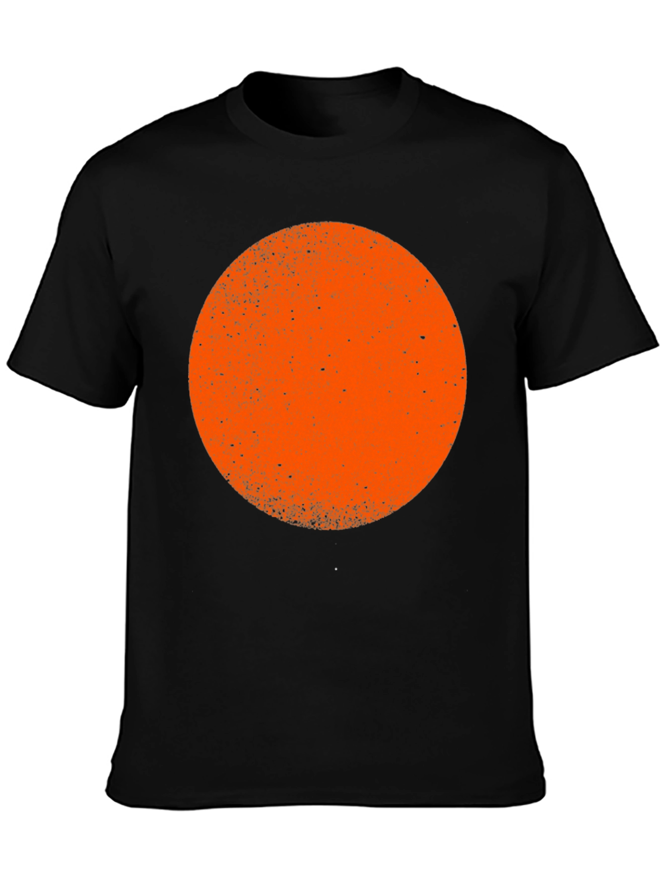 Camiseta Negra con Círculo Naranja Estilo Retro