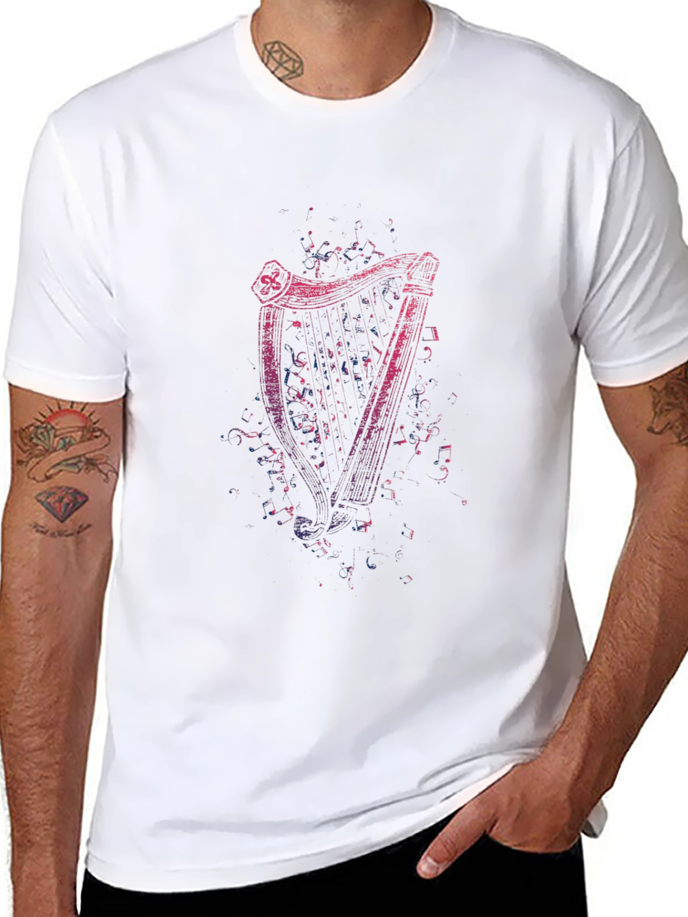 Camiseta Negra con Diseño de Arpa Irlandesa