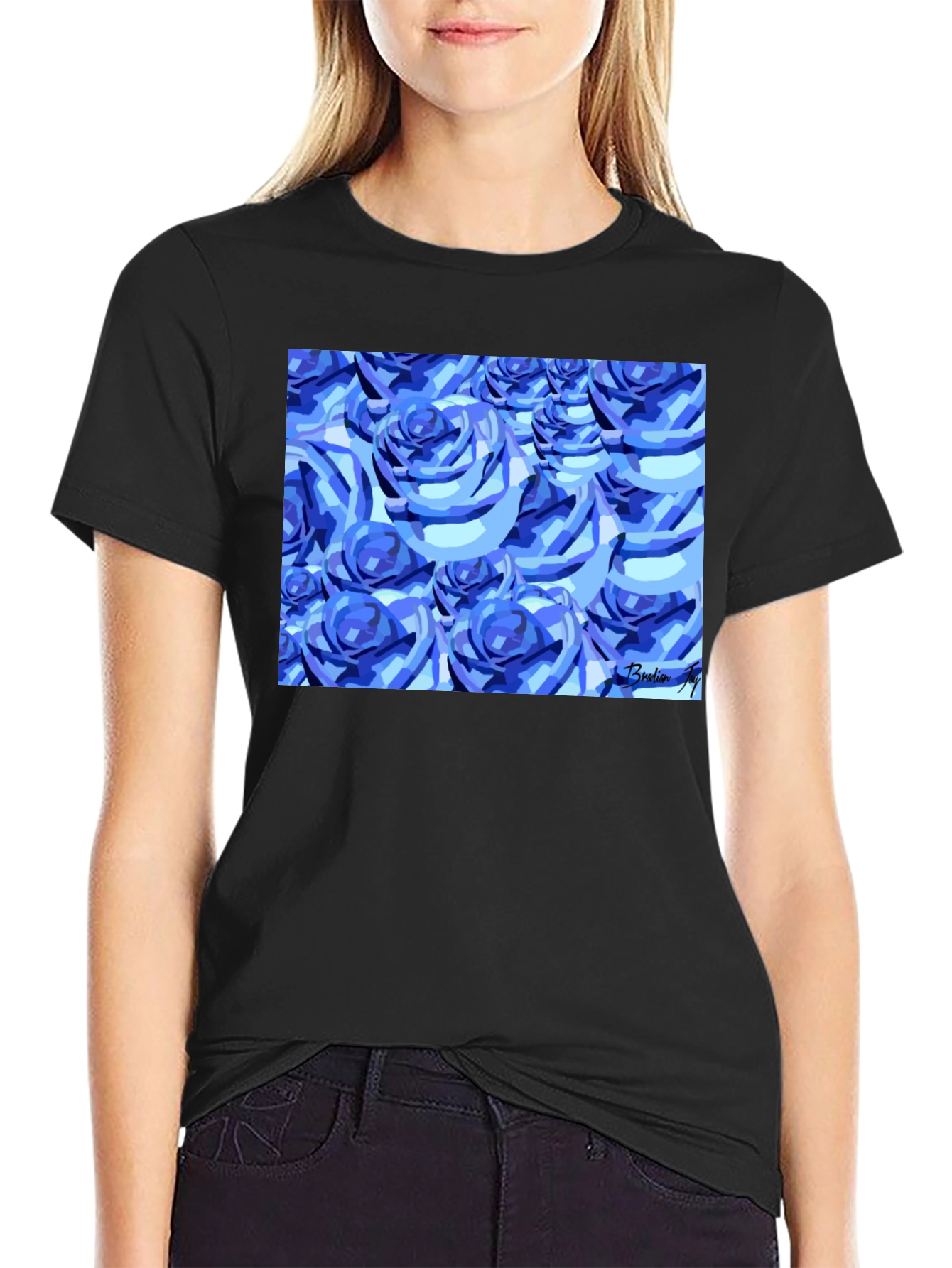 Camiseta Negra con Diseño de Rosas Azules Abstractas
