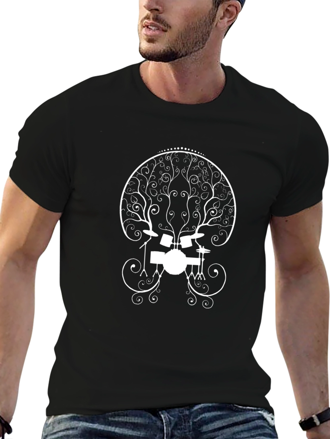 Camiseta Negra con Diseño de Batería Abstracta