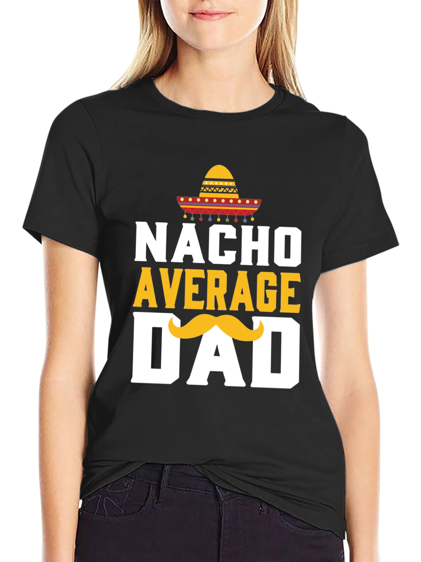 Camiseta Negra: Nacho Promedio Papá con Sombrero
