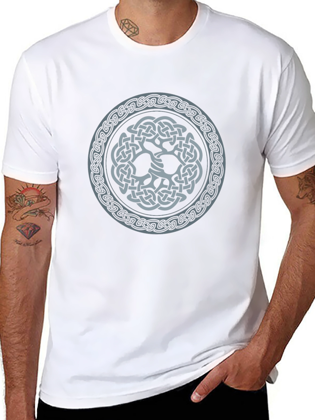 Camiseta Negra con Diseño Celta Circular