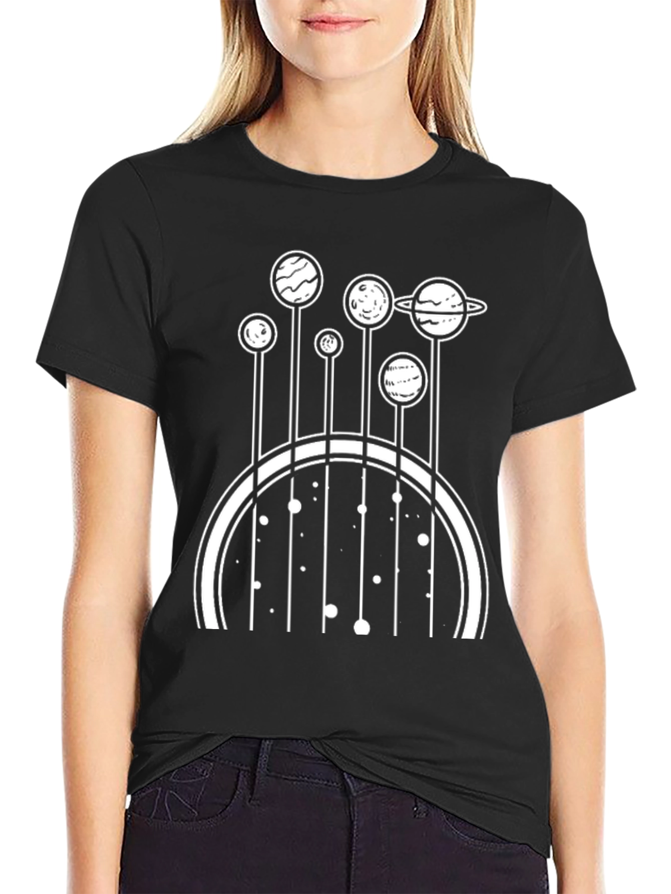 Camiseta Negra con Diseño de Planetas