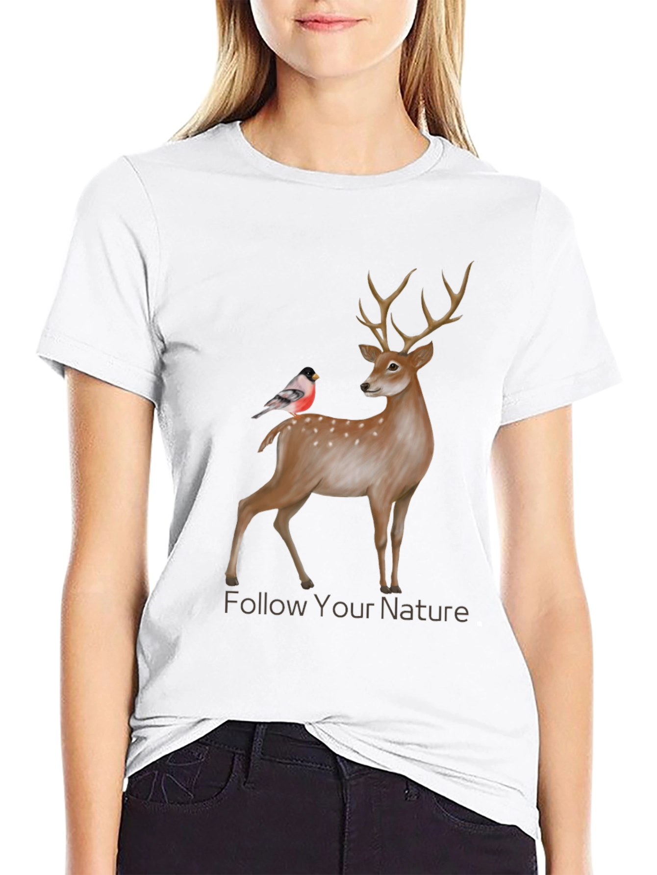 Camiseta Negra con Diseño de Ciervo y Ave