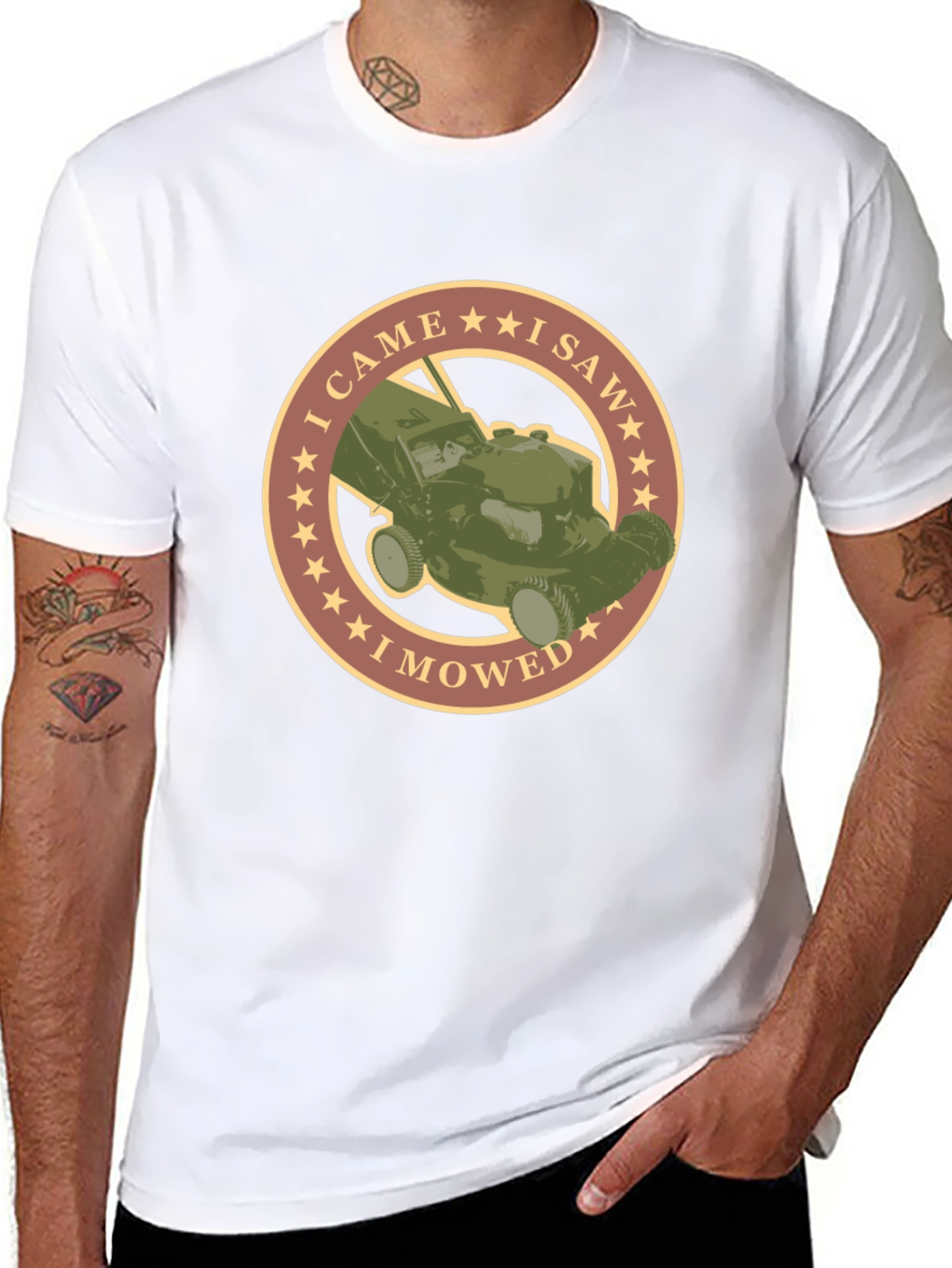 Camiseta Negra con Diseño de Cortacésped