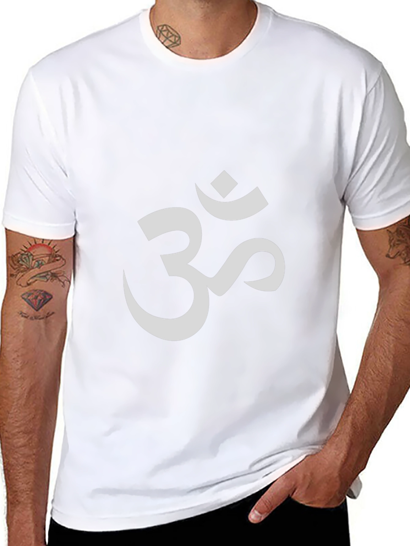 Camiseta Negra Om - Estilo y Espiritualidad