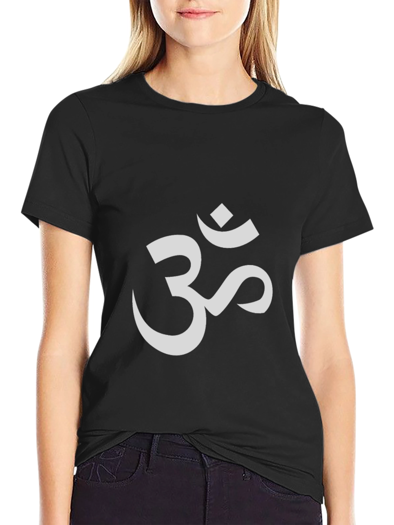 Camiseta Negra Om - Estilo y Espiritualidad
