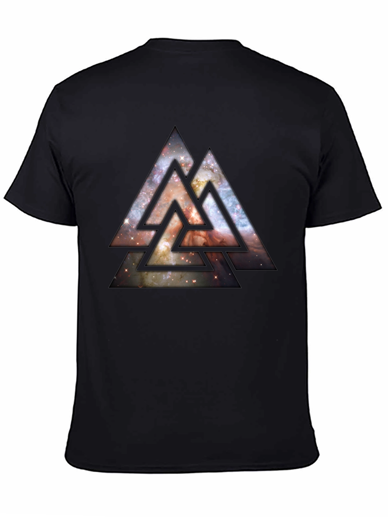 Camiseta Hombre Negra Diseño Triángulos Cósmicos