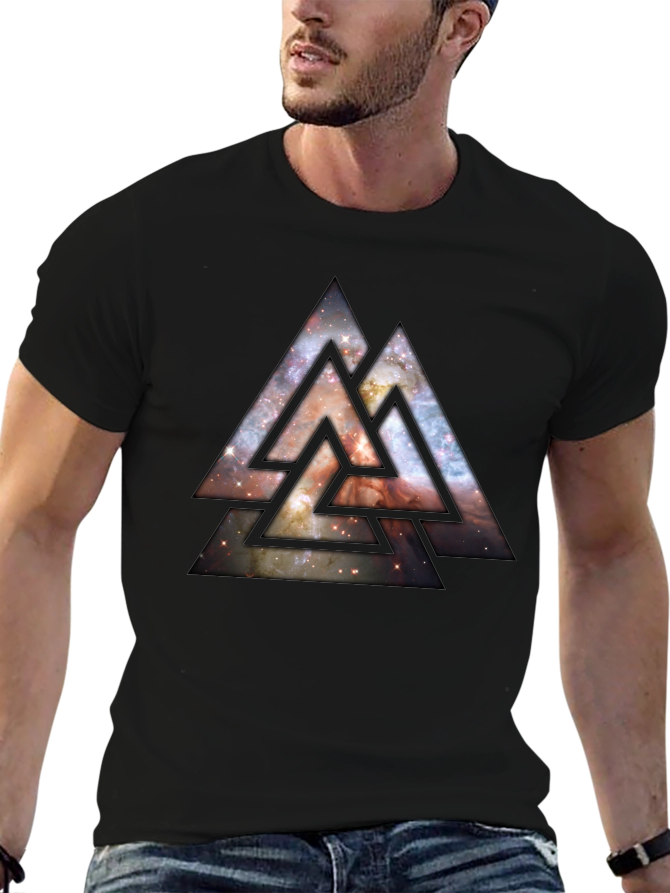 Camiseta Hombre Negra Diseño Triángulos Cósmicos