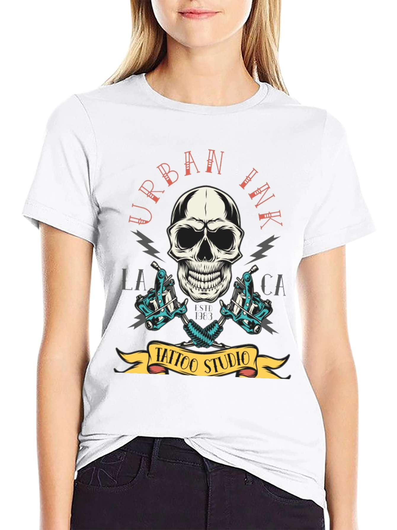 Camiseta Negra Urbana Ink Tattoo Studio Cráneo