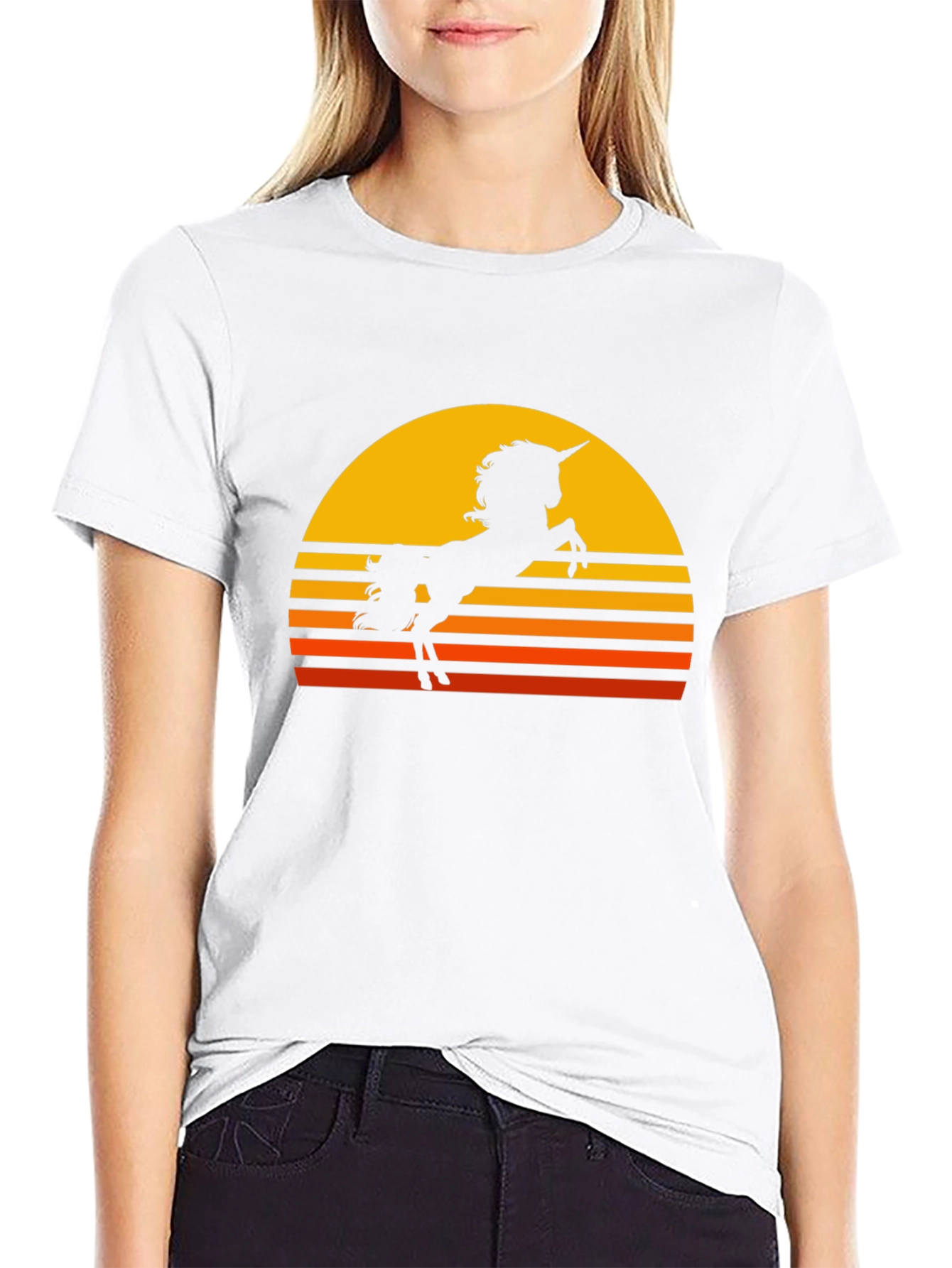 Camiseta Negra Unicornio Atardecer Retro